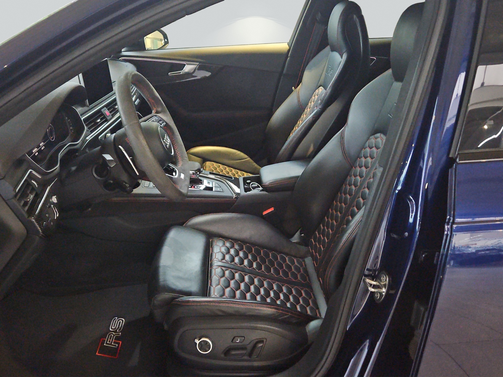 AUDI RS4 Avant 2.9 V6 TFSI quattro T-Tronic-image-7