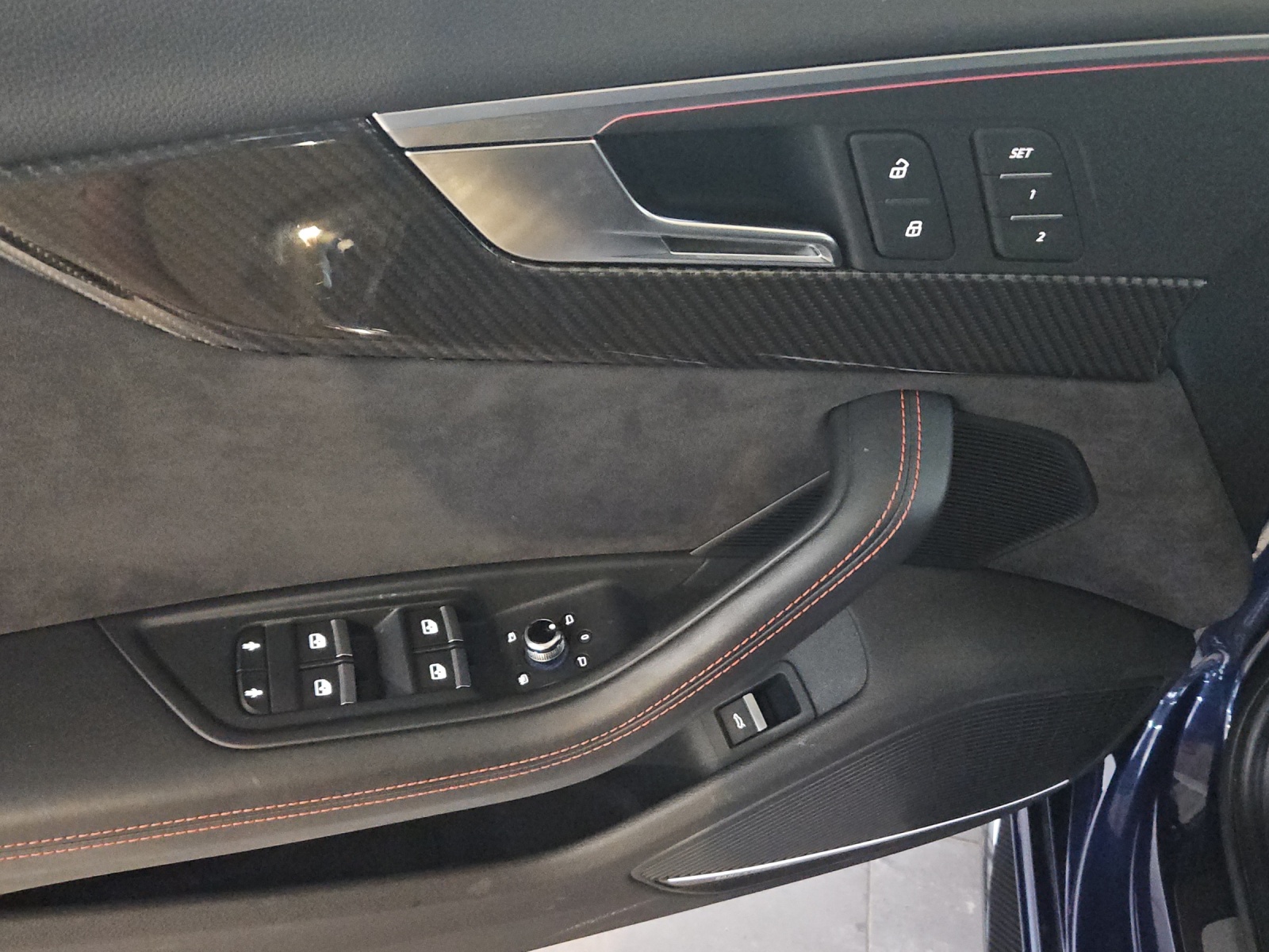 AUDI RS4 Avant 2.9 V6 TFSI quattro T-Tronic-image-10