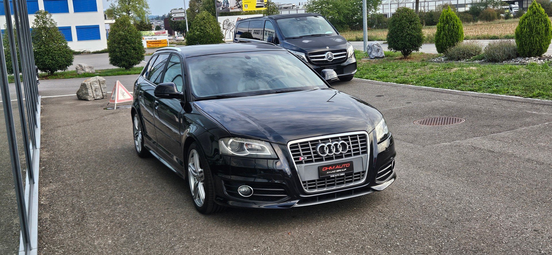 AUDI S3 Sportback 2.0 TFSI quattro S-tronic-image-3