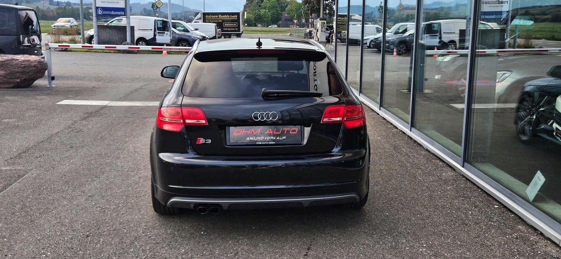 AUDI S3 Sportback 2.0 TFSI quattro S-tronic-image-5