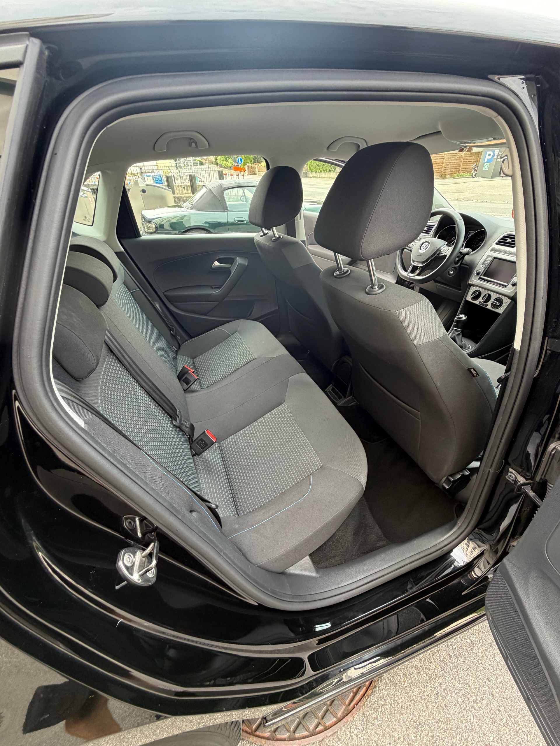 VW Polo 1.4 TDI BlueMotion Trendline-image-10