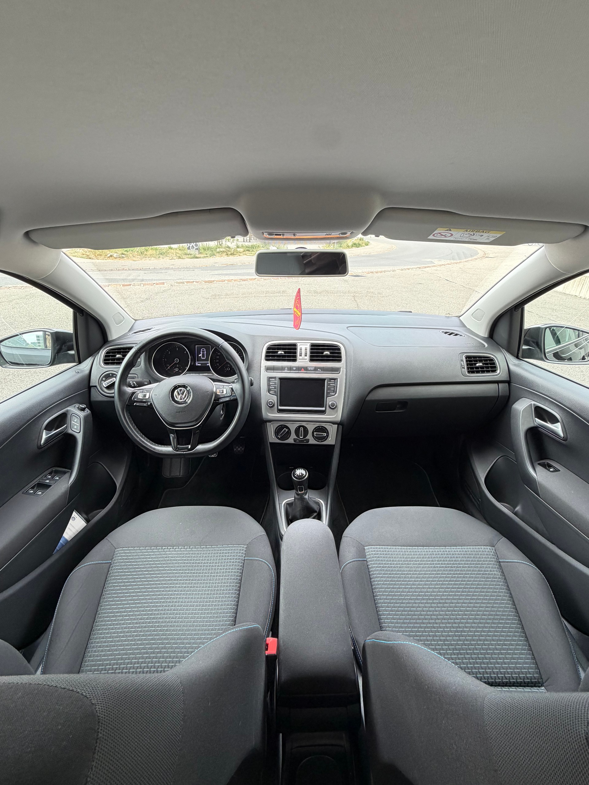 VW Polo 1.4 TDI BlueMotion Trendline-image-11