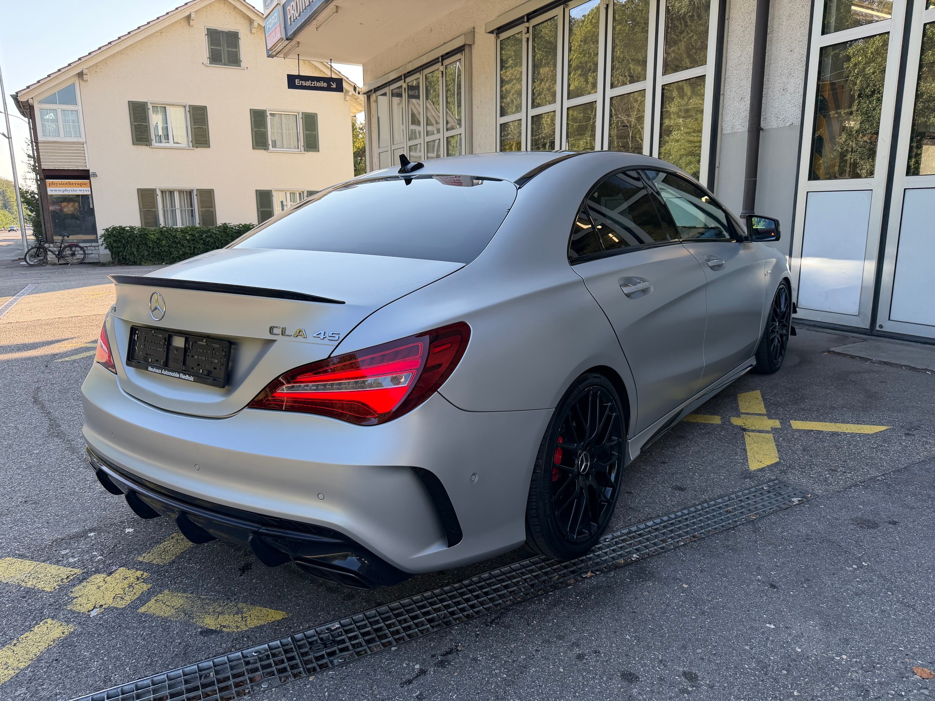 MERCEDES-BENZ CLA 45 AMG 4Matic Speedshift-image-4