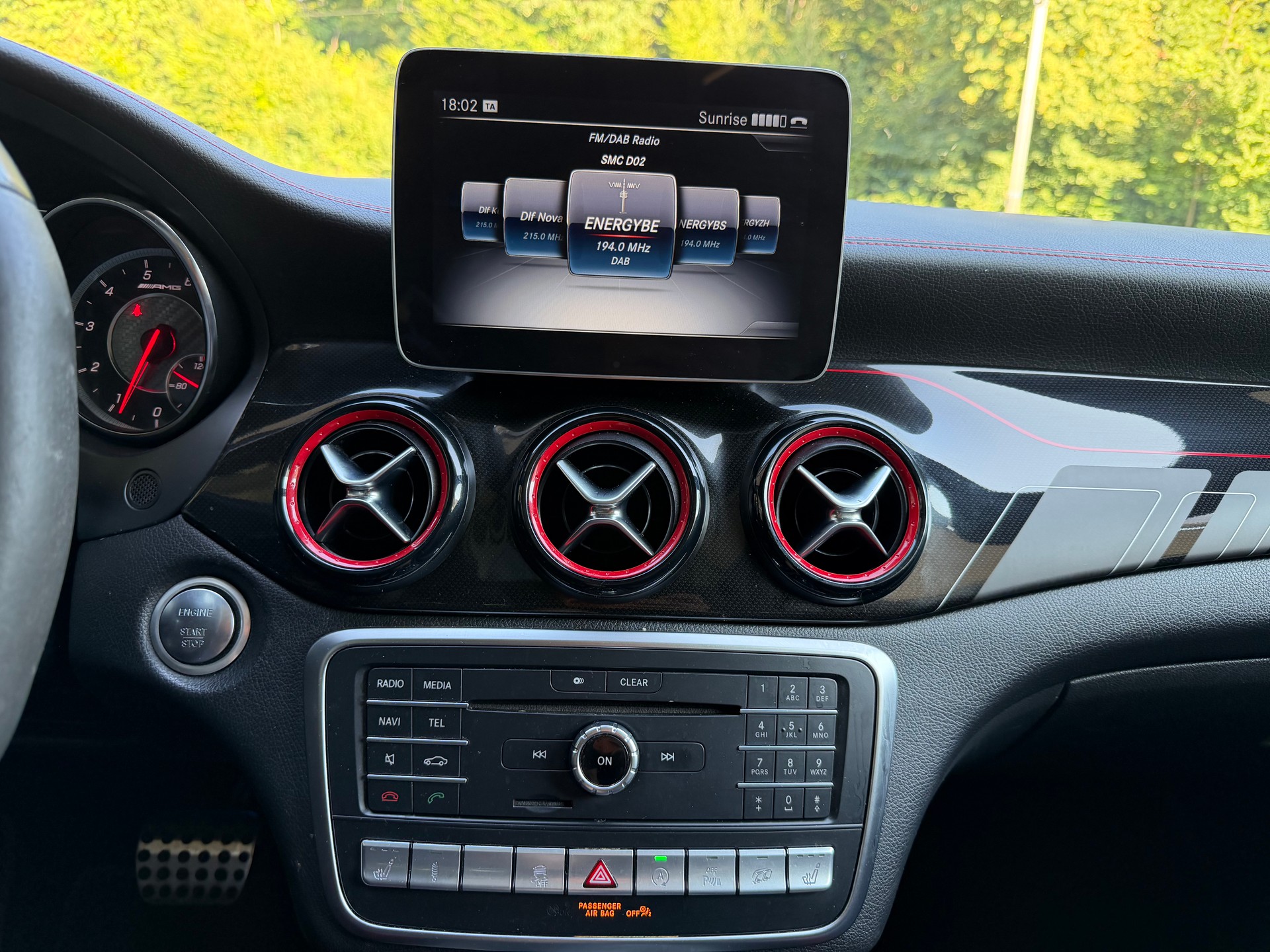 MERCEDES-BENZ CLA 45 AMG 4Matic Speedshift-image-12