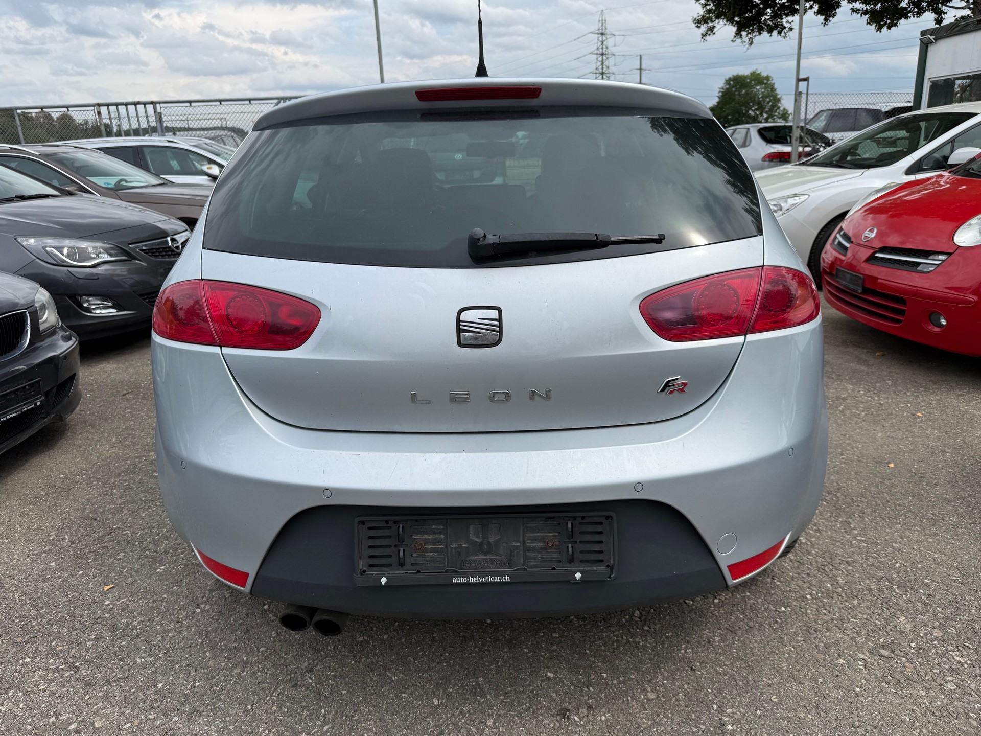 SEAT Leon 2.0 TSI FR-image-5