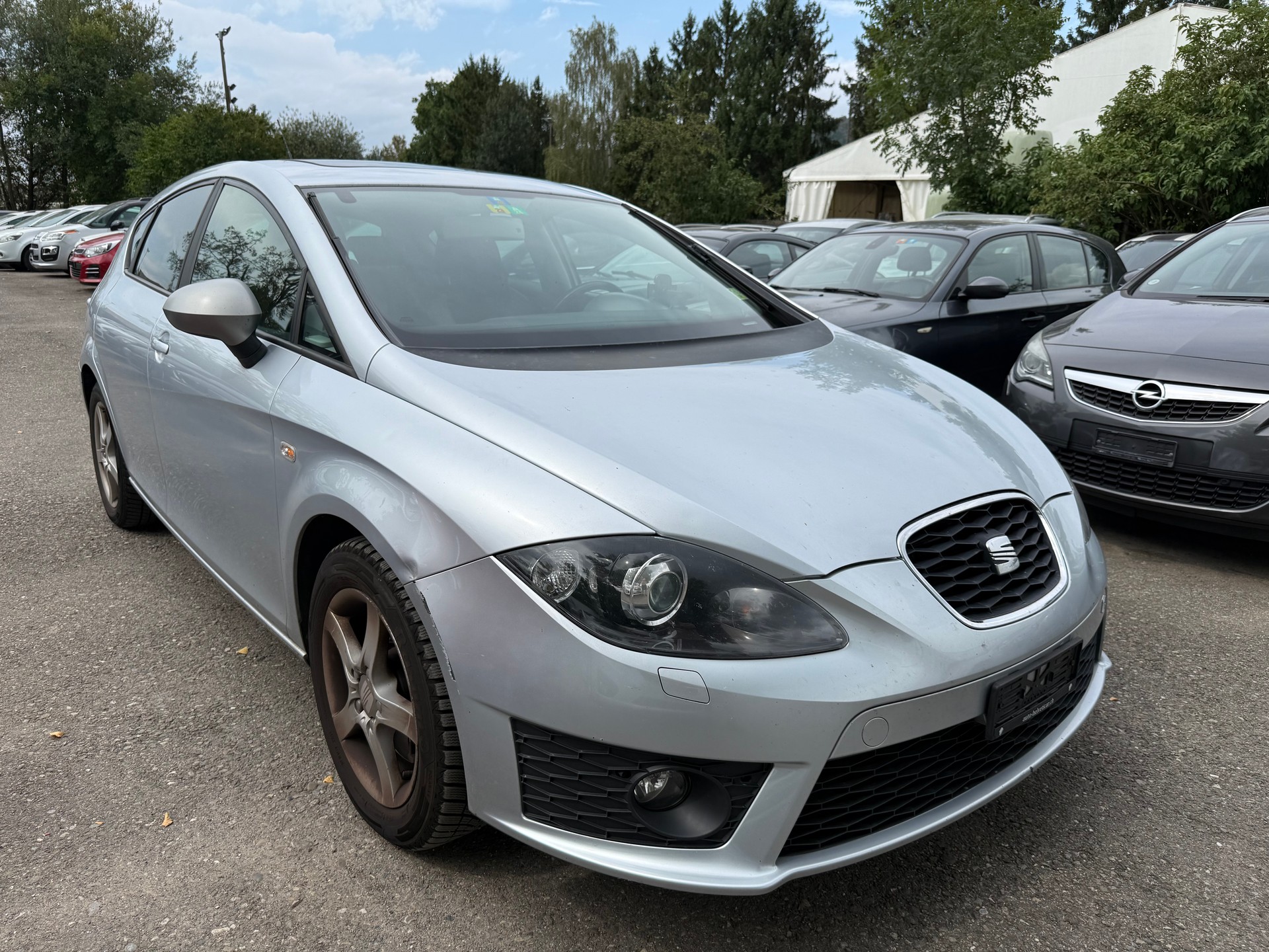 SEAT Leon 2.0 TSI FR-image-0