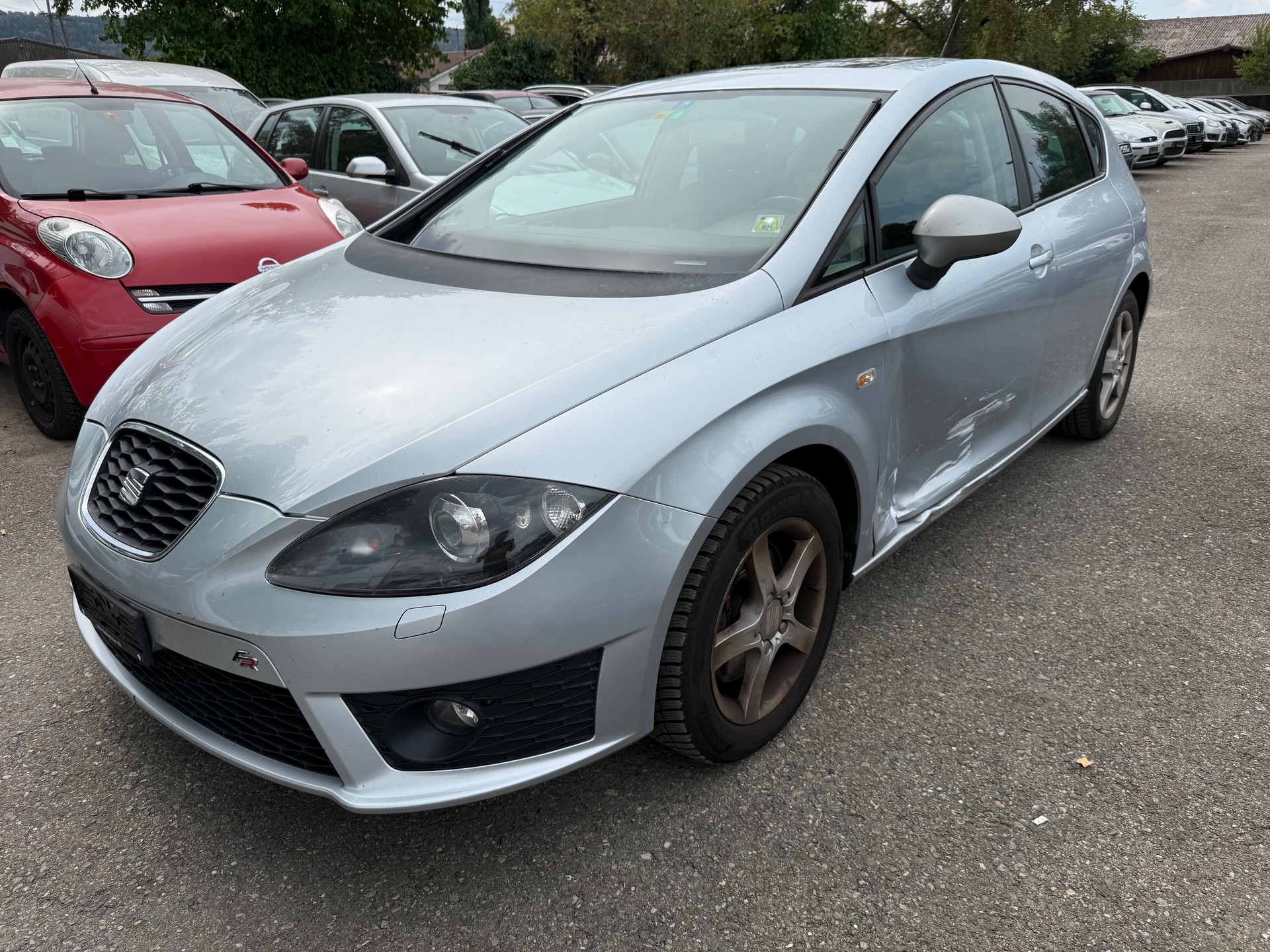 SEAT Leon 2.0 TSI FR-image-2
