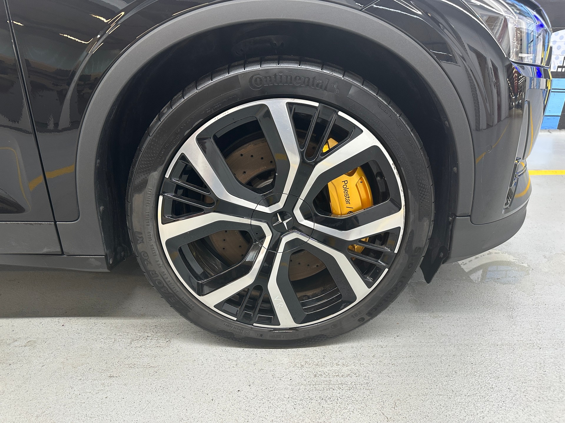 POLESTAR Polestar 2 Long Range Dual Performance 78 kWh MY23-image-6