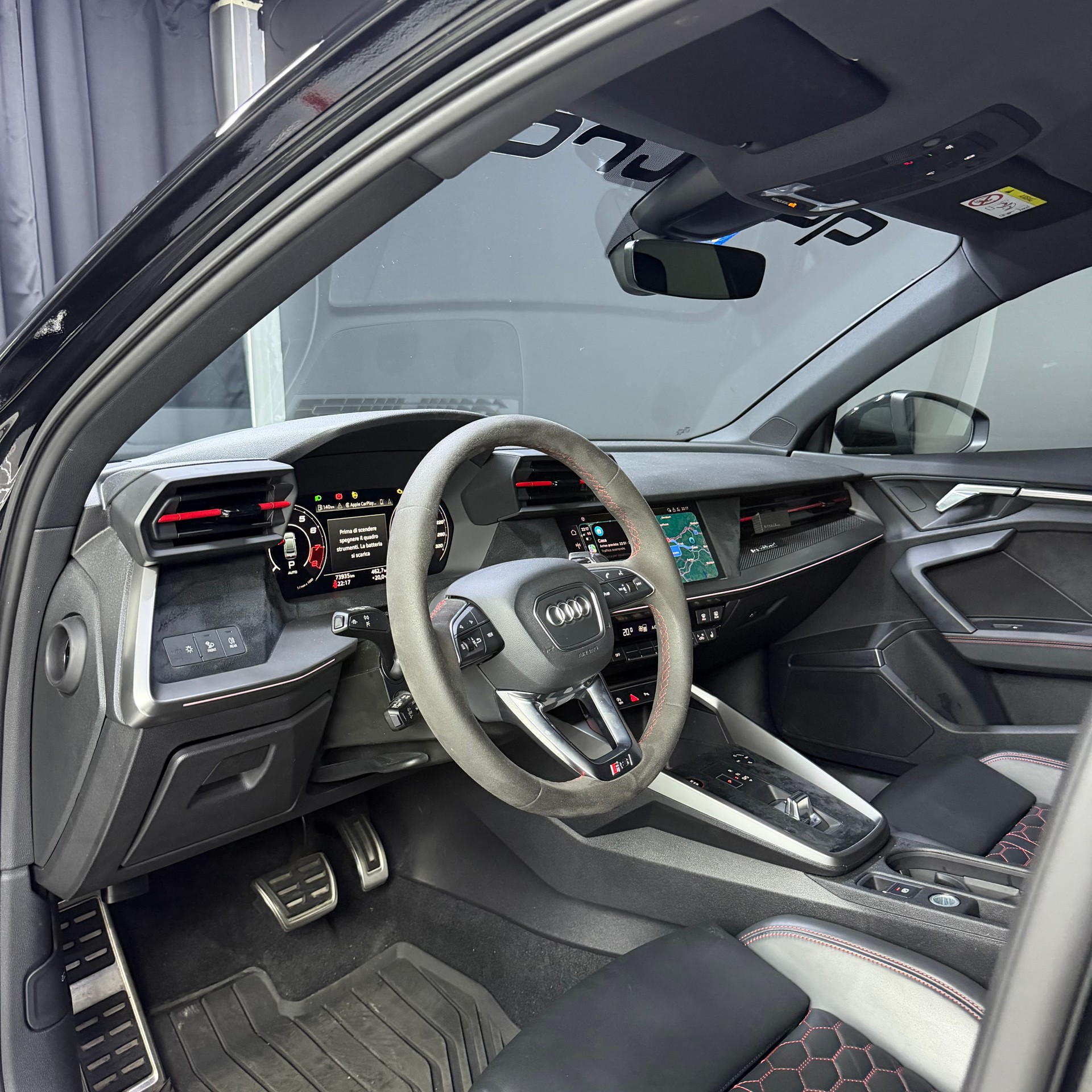 AUDI RS3 Limousine 2.5 TSI quattro S-tronic-image-6