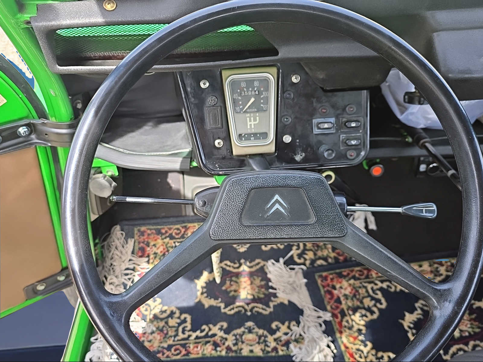 CITROEN 2CV6 Spécial (Club)-image-14