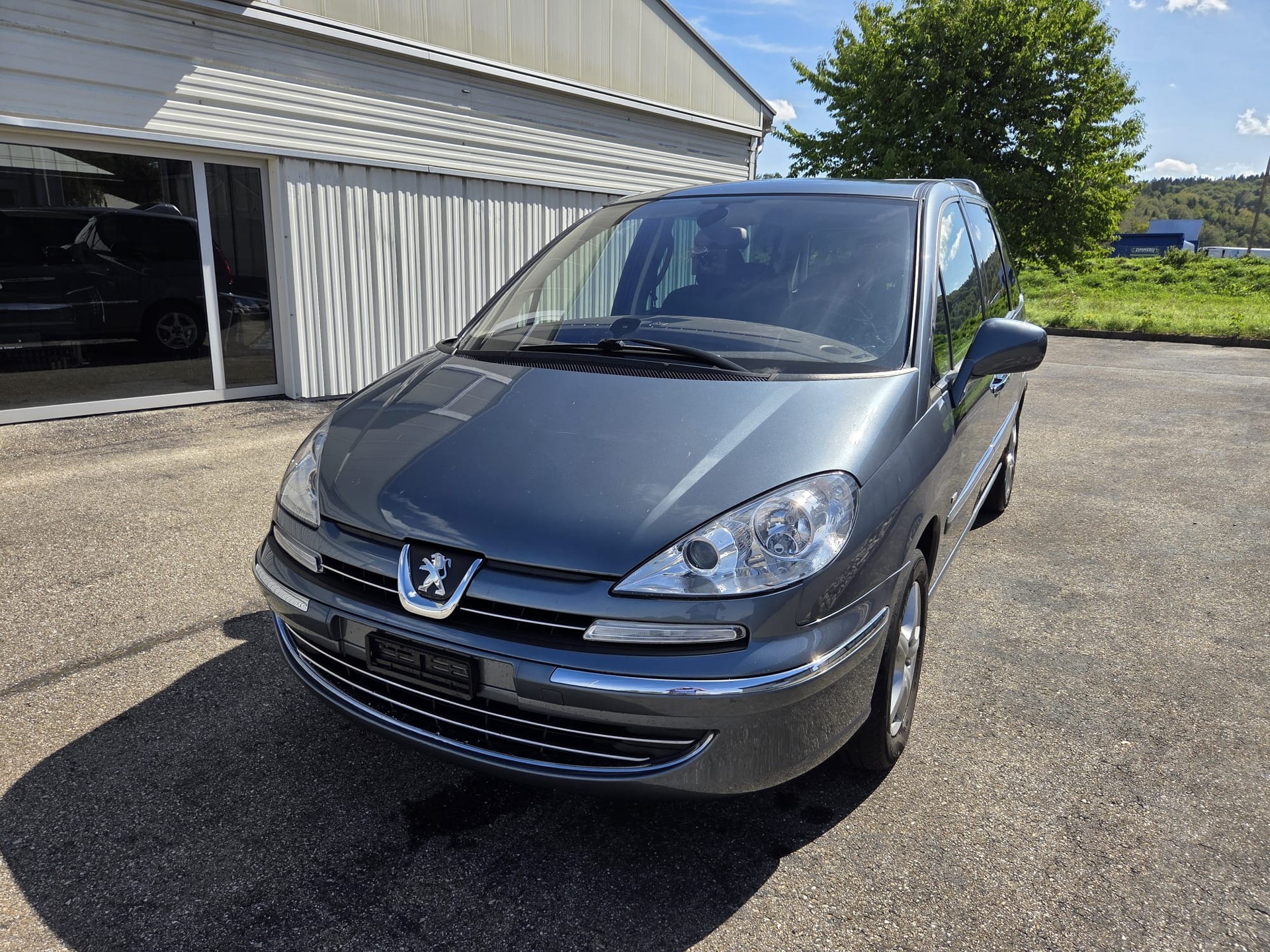 PEUGEOT 2.0 HDI Style, AHK, 7 Pl.-image-0