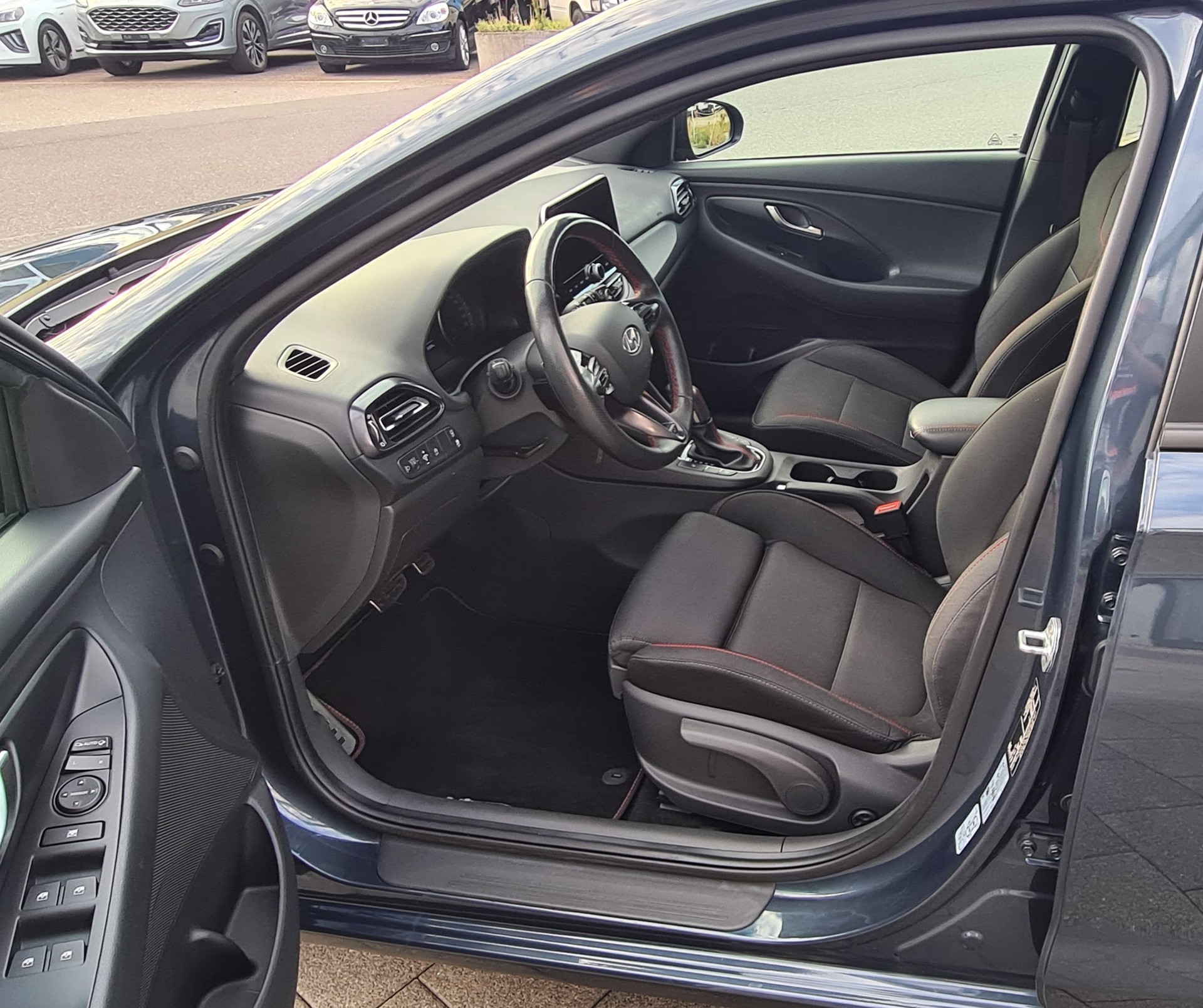 HYUNDAI i30 Wagon 1.5 T-GDi N Line 48V MH DCT-image-9