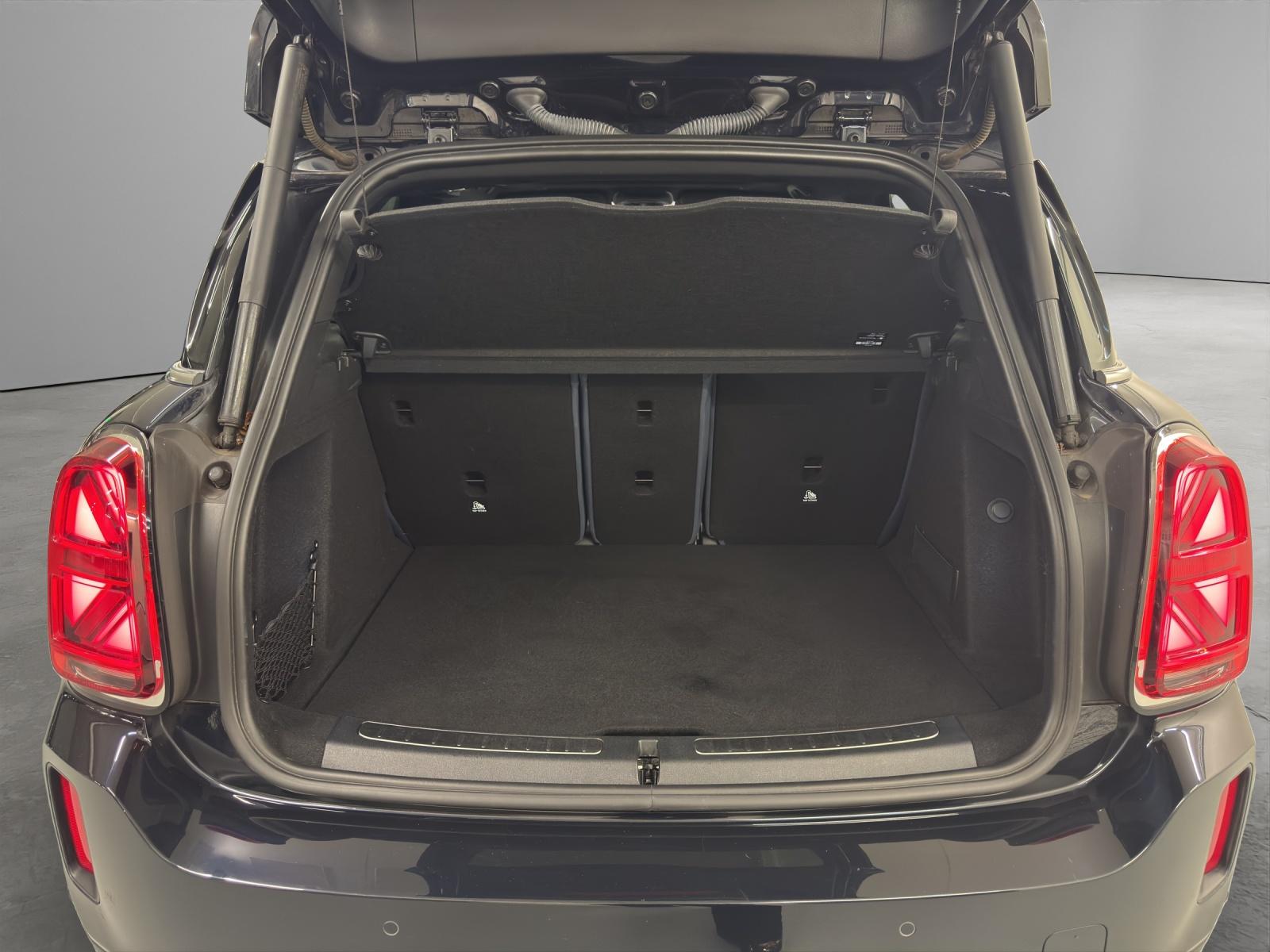 MINI Countryman F60 2.0i Cooper S SAG ALL4-image-9