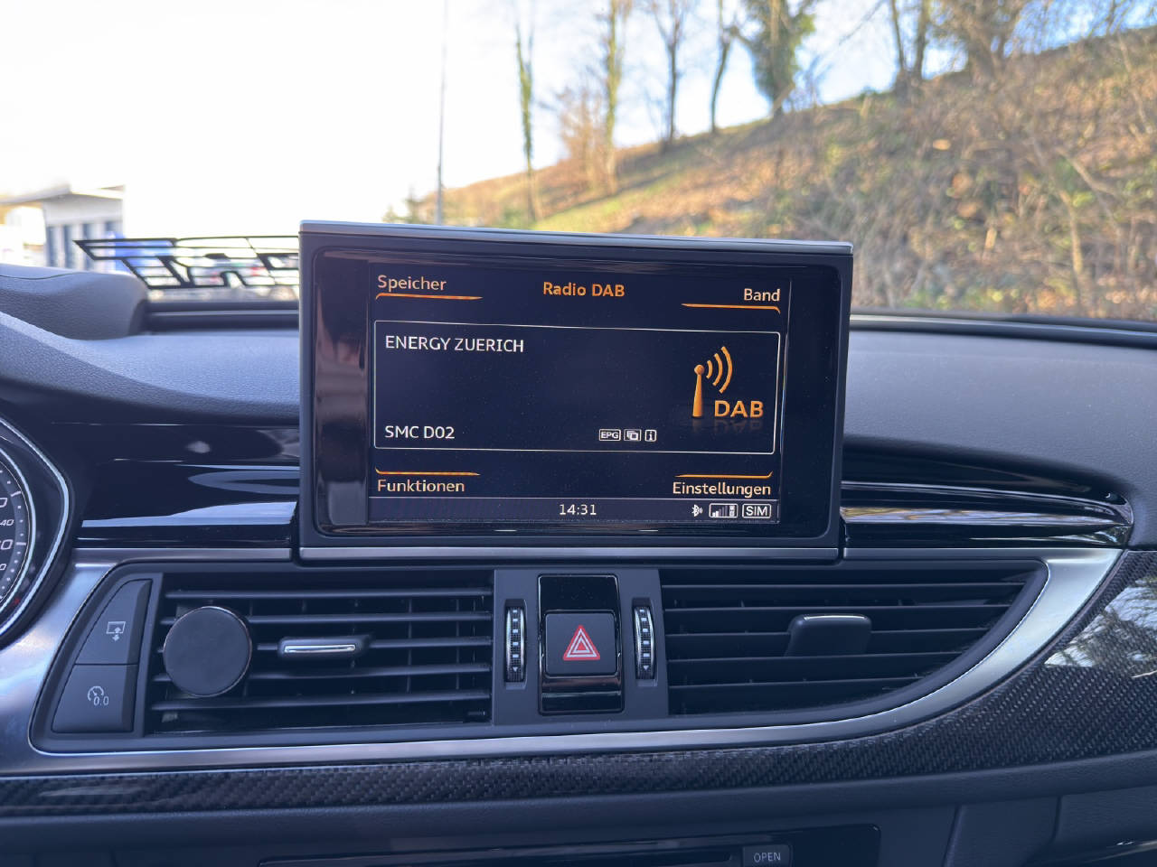 AUDI RS6 Avant 4.0 V8 TFSI performance quattro-image-7