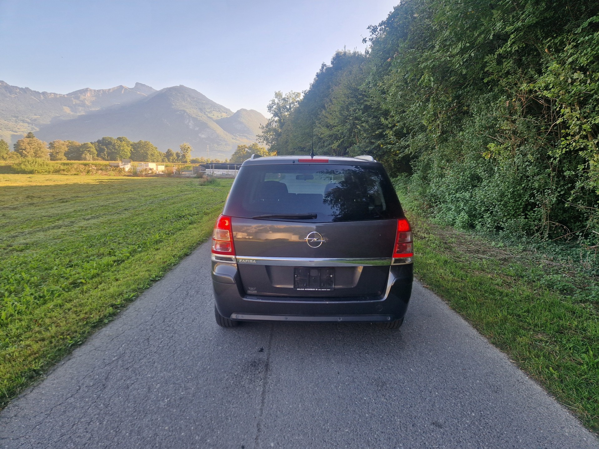 OPEL Zafira 1.8i 16V Anniversary Edition-image-4