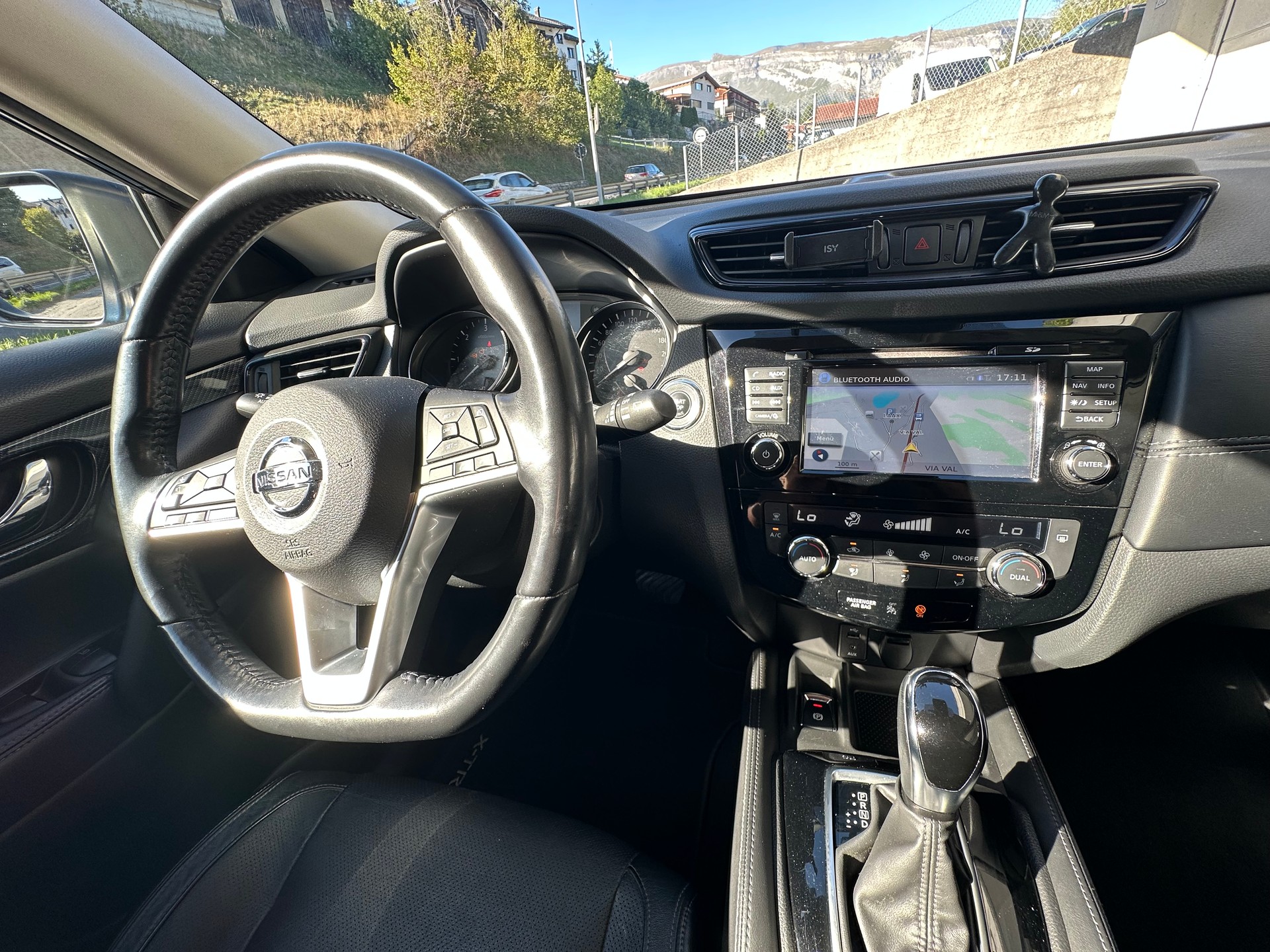 NISSAN X-TRAIL-image-8