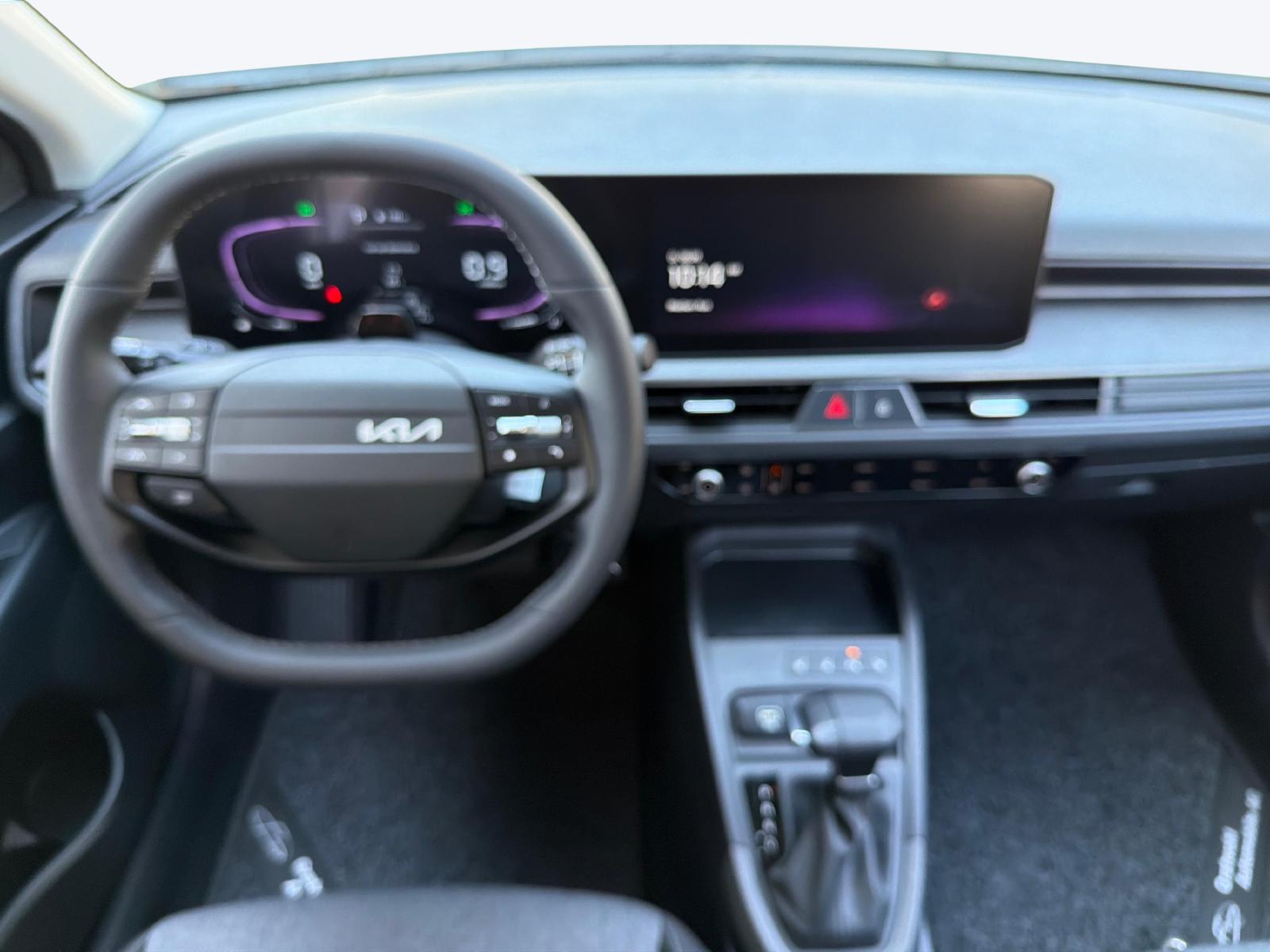 KIA Stonic 1.0 T-GDi DCT-image-8