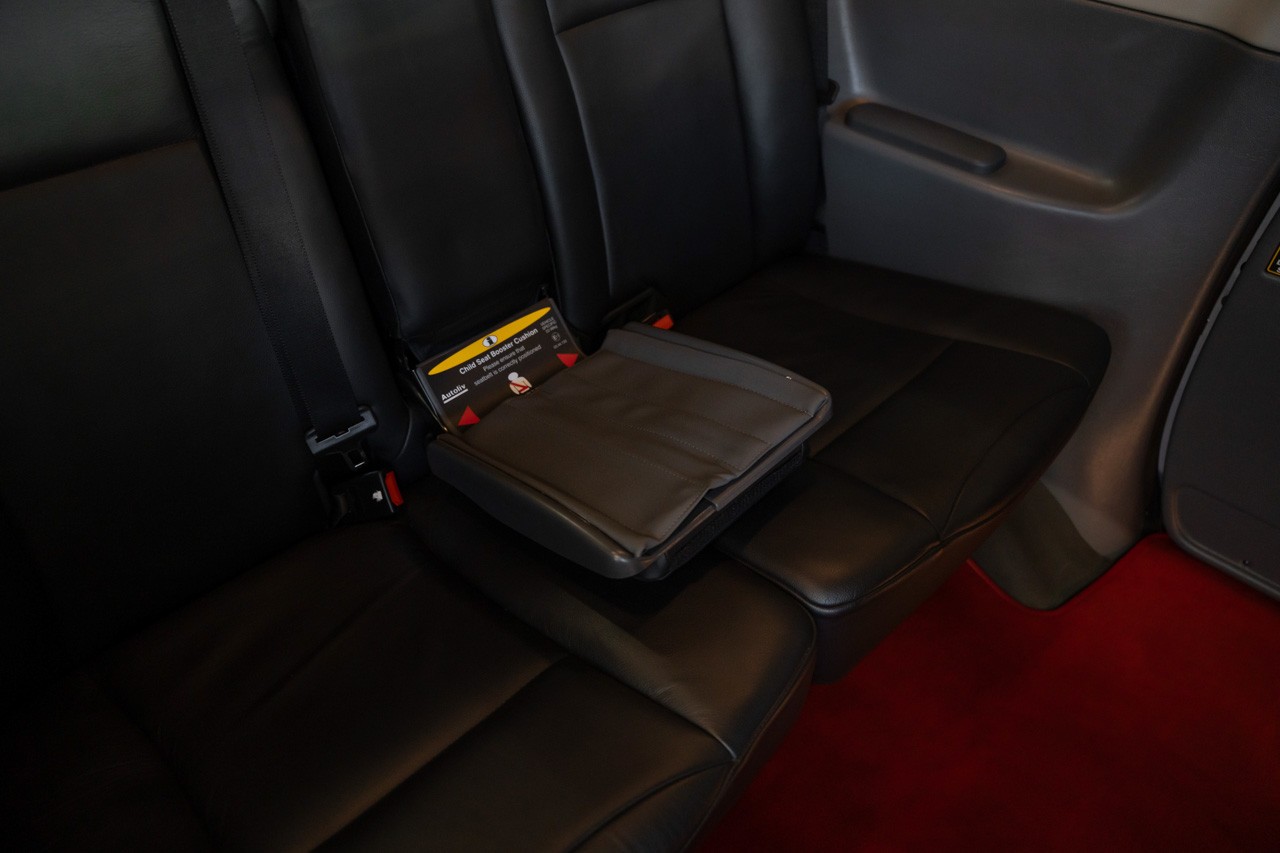 LTI Vehicles Taxi (TX4)-image-17