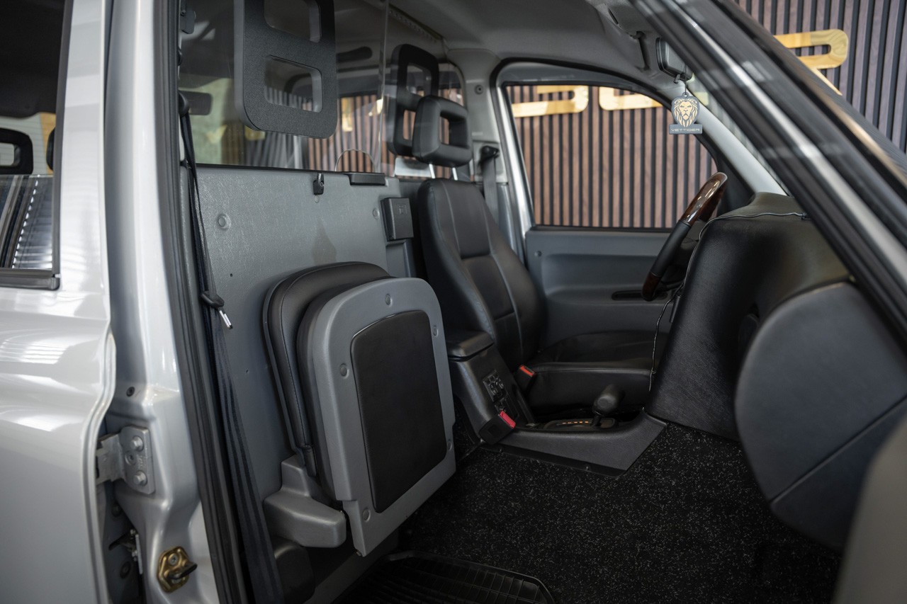 LTI Vehicles Taxi (TX4)-image-14