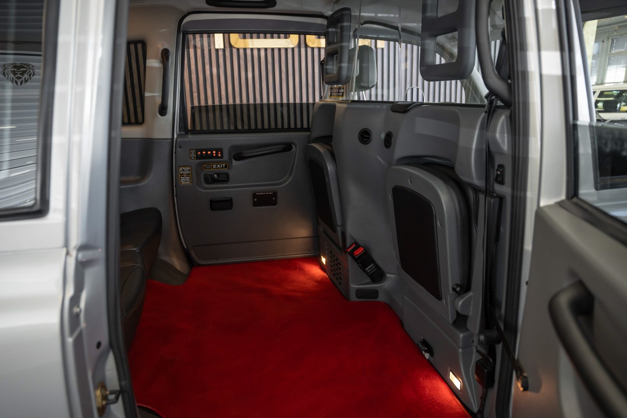 LTI Vehicles Taxi (TX4)-image-15