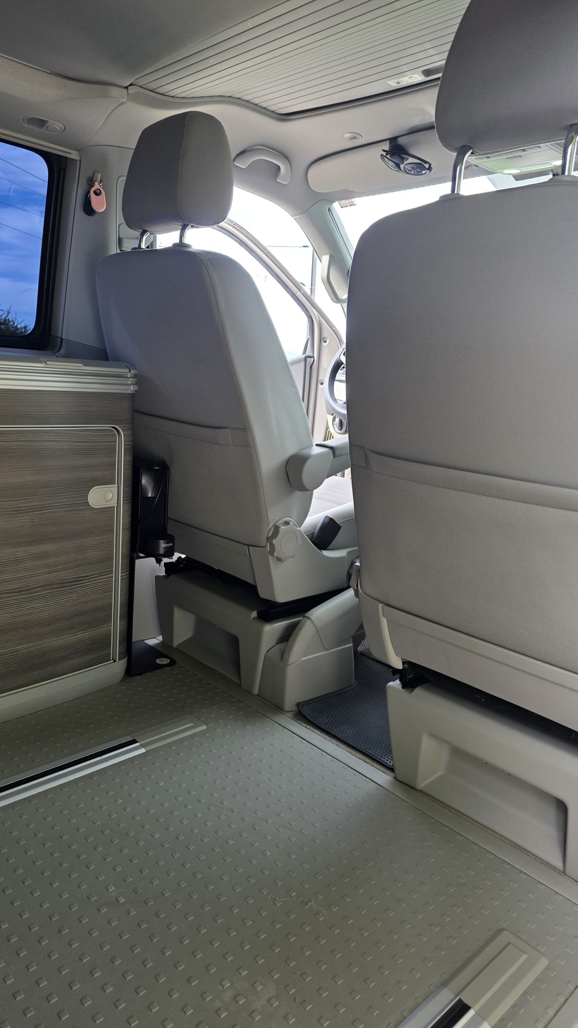 VW T6 California Ocean-image-4