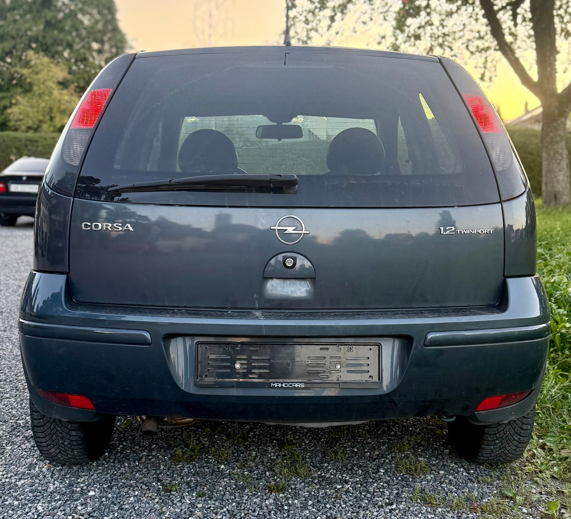 OPEL Corsa 1.2 TP Cosmo-image-3