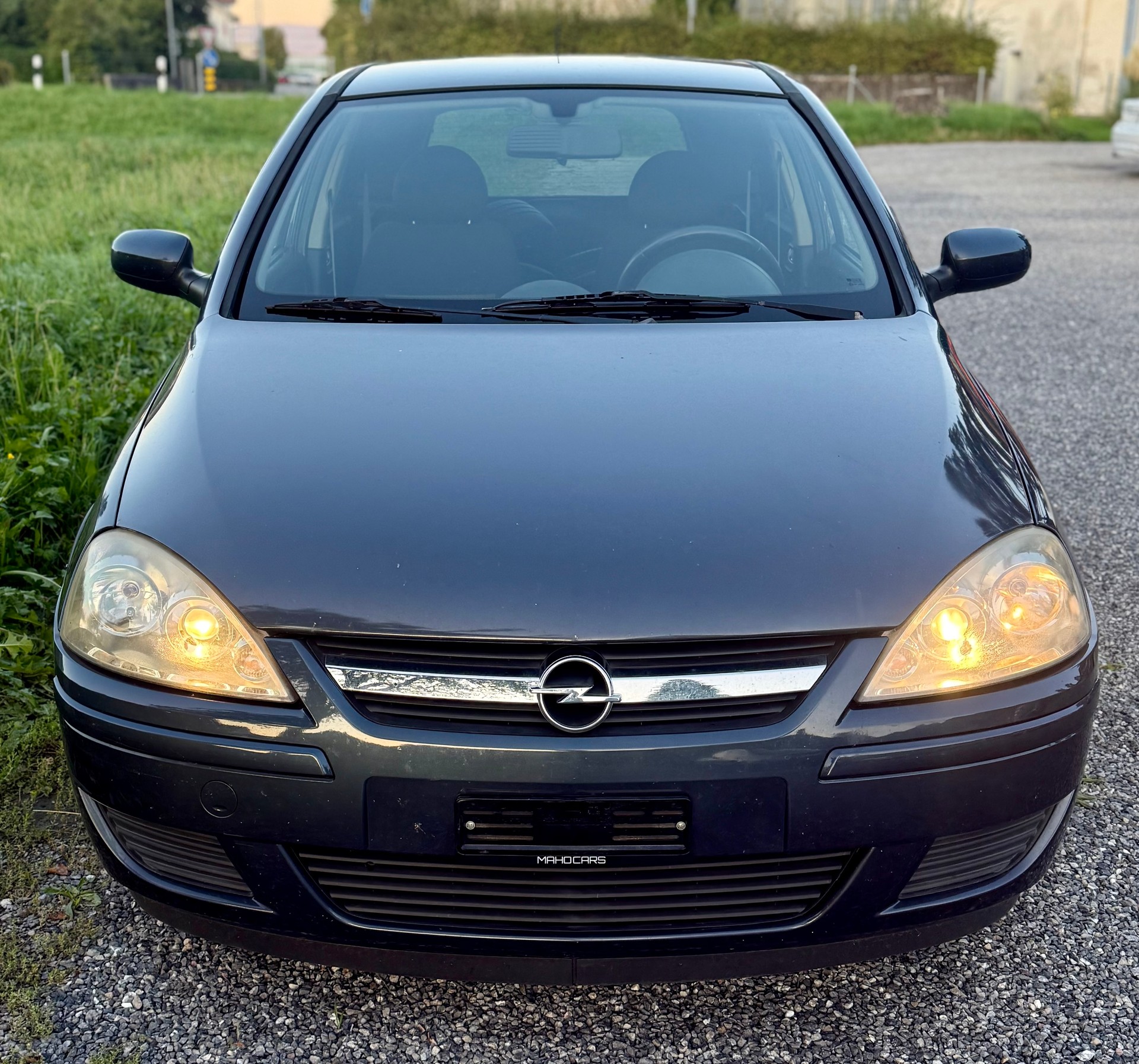 OPEL Corsa 1.2 TP Cosmo-image-1