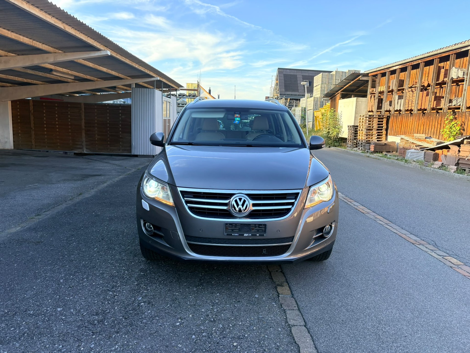 VW Tiguan 2.0 TDI Sport&Style Tiptronic-image-0