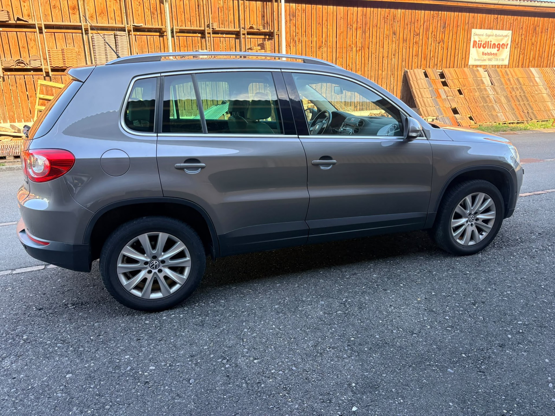 VW Tiguan 2.0 TDI Sport&Style Tiptronic-image-2