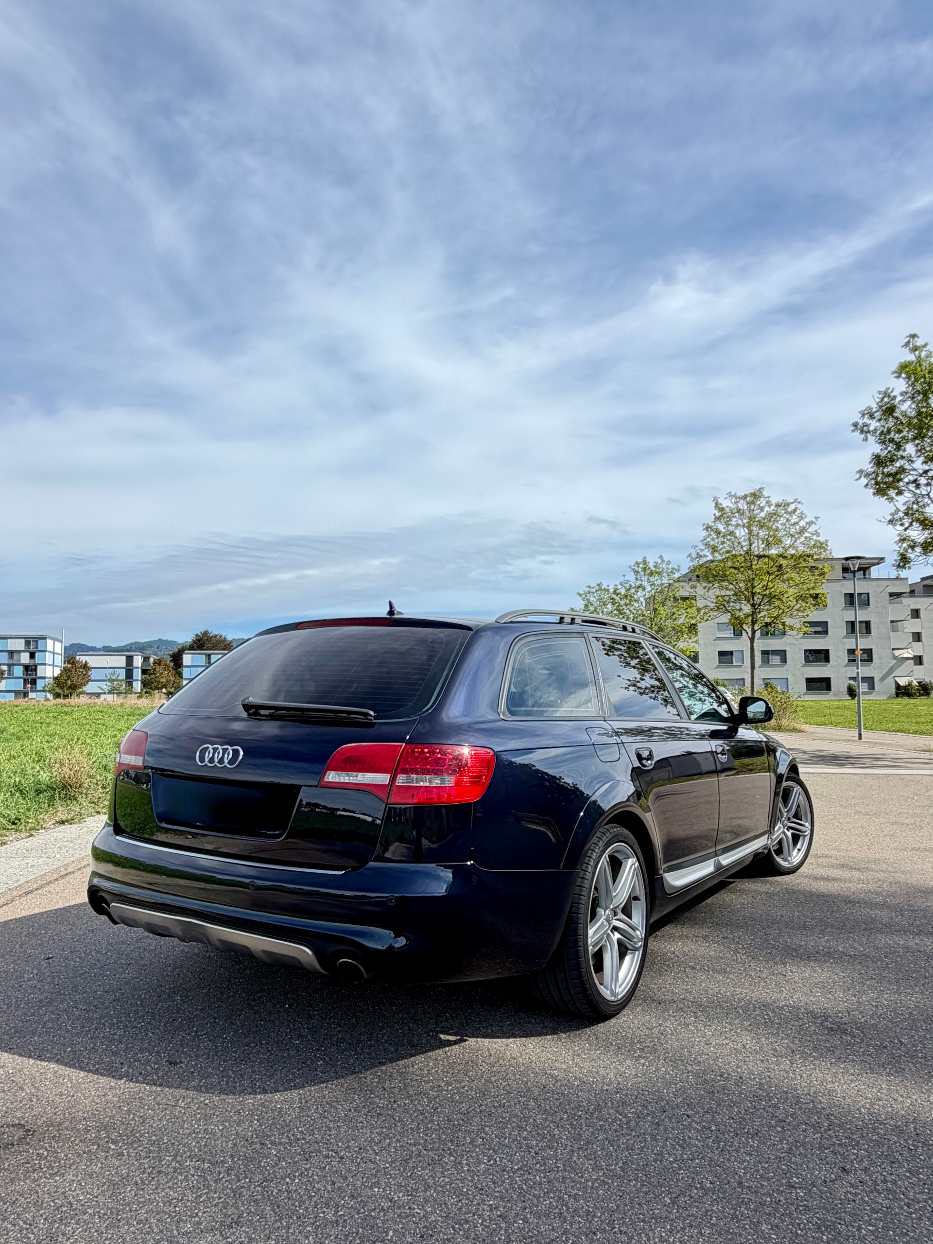 AUDI A6 Avant 3.0 TFSI quattro tiptronic-image-2
