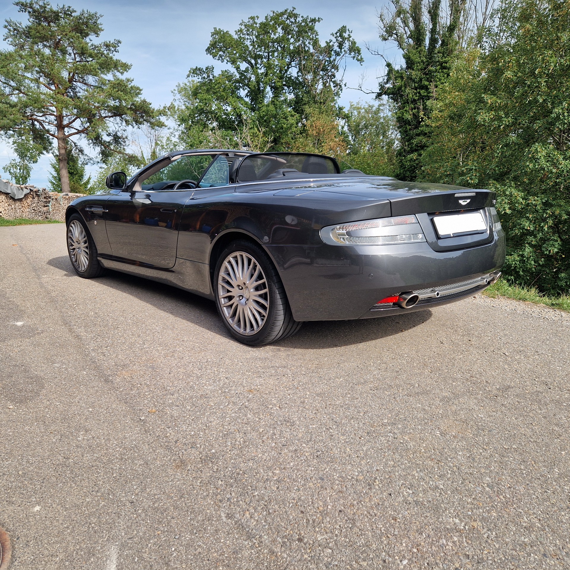 ASTON MARTIN 6.0 V12-image-2