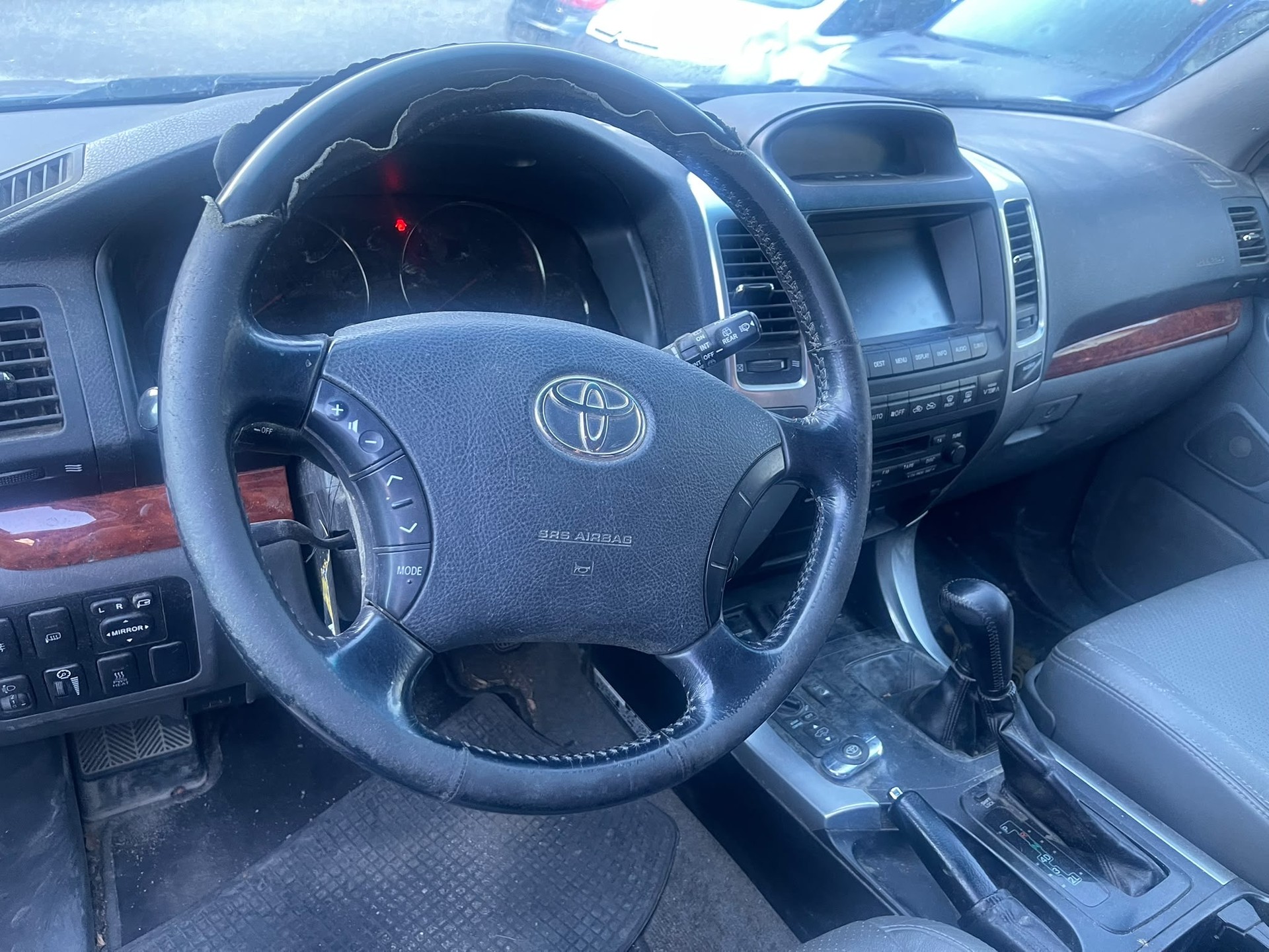 TOYOTA Land Cruiser 3.0 TD Linea Sol Executive-image-3