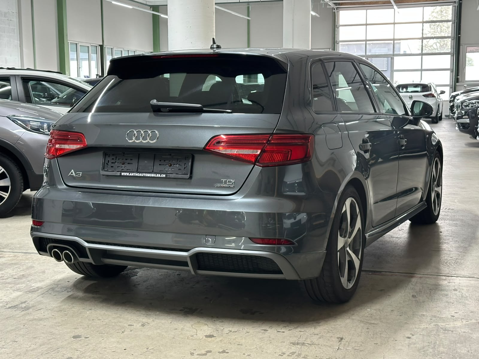 AUDI A3 Sportback 2.0 TDI S-tronic quattro-image-3