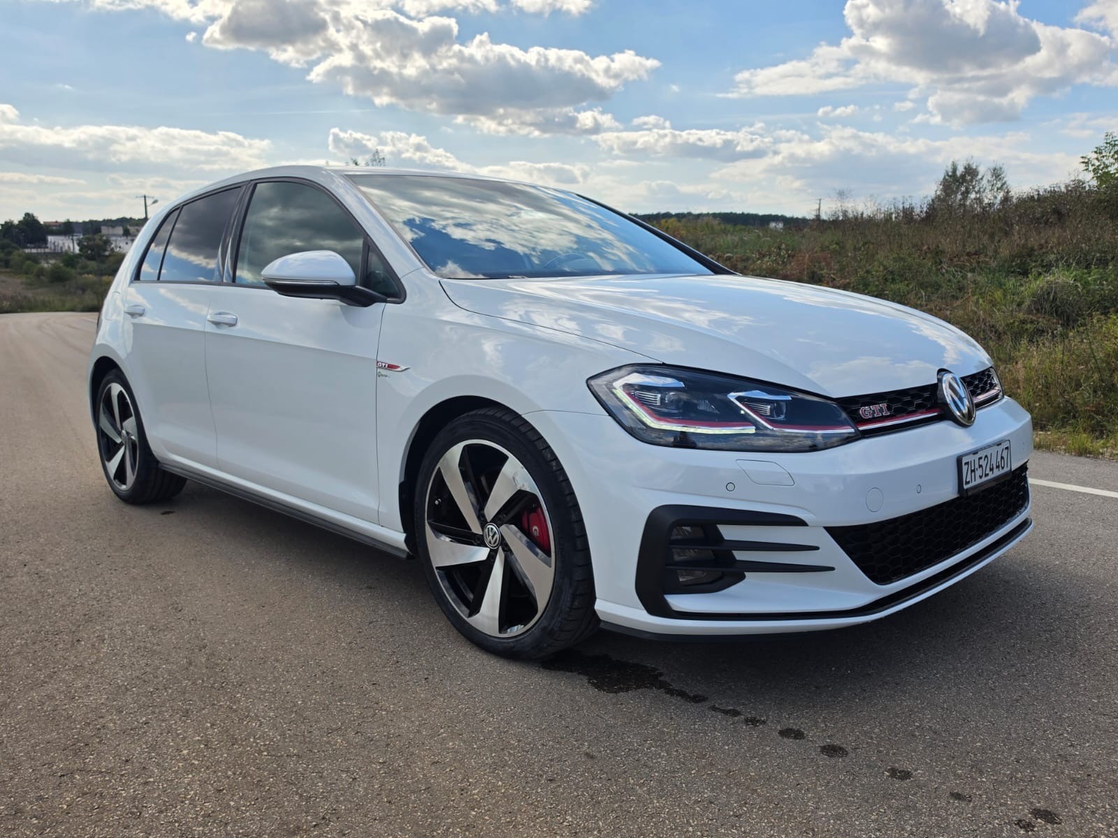 VW Golf 2.0 TSI GTI Performance-image-18
