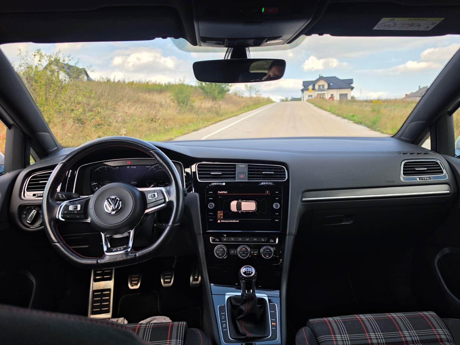 VW Golf 2.0 TSI GTI Performance-image-9