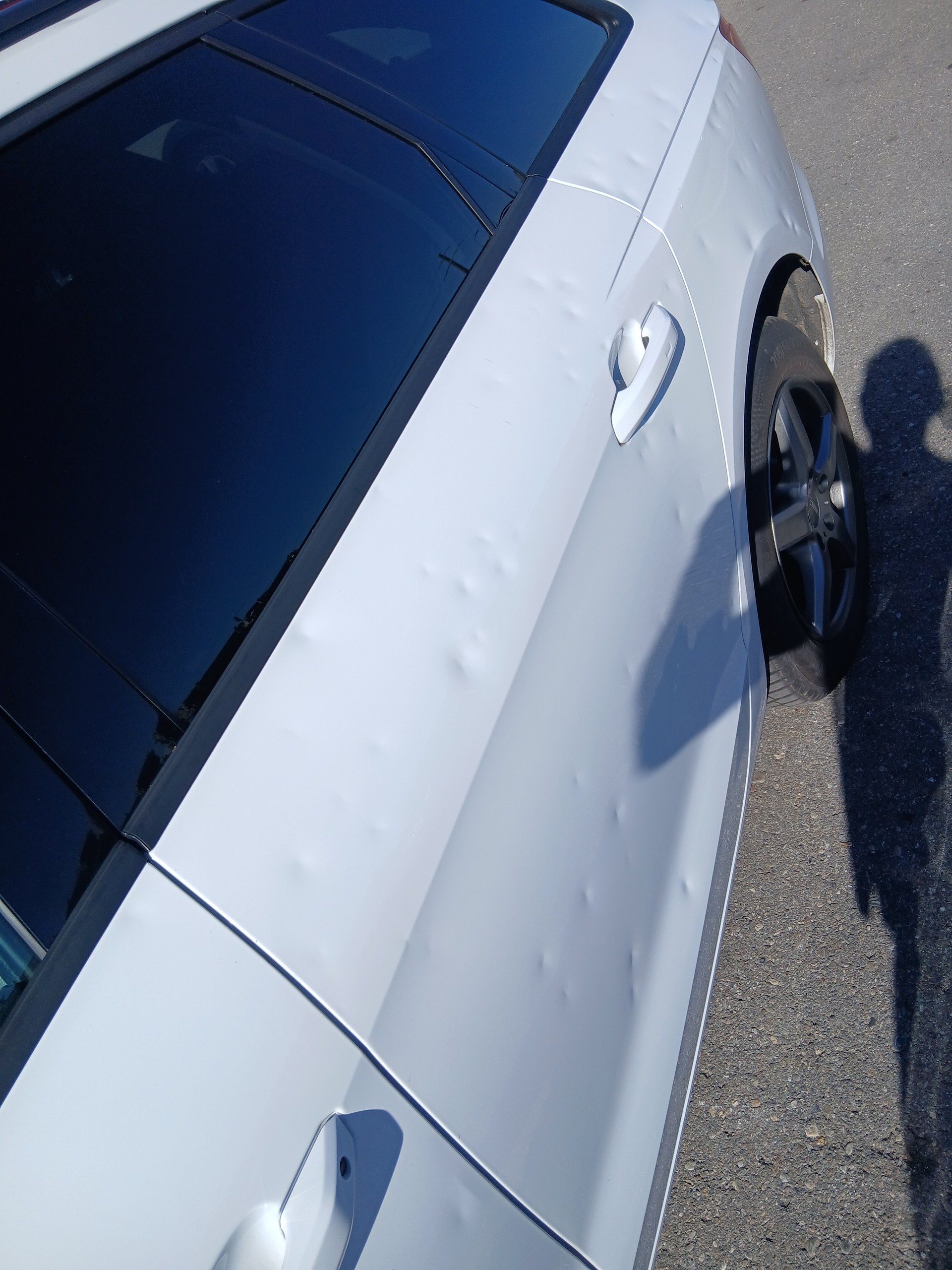 AUDI A4 Avant 40 TDI quattro S-tronic-image-9