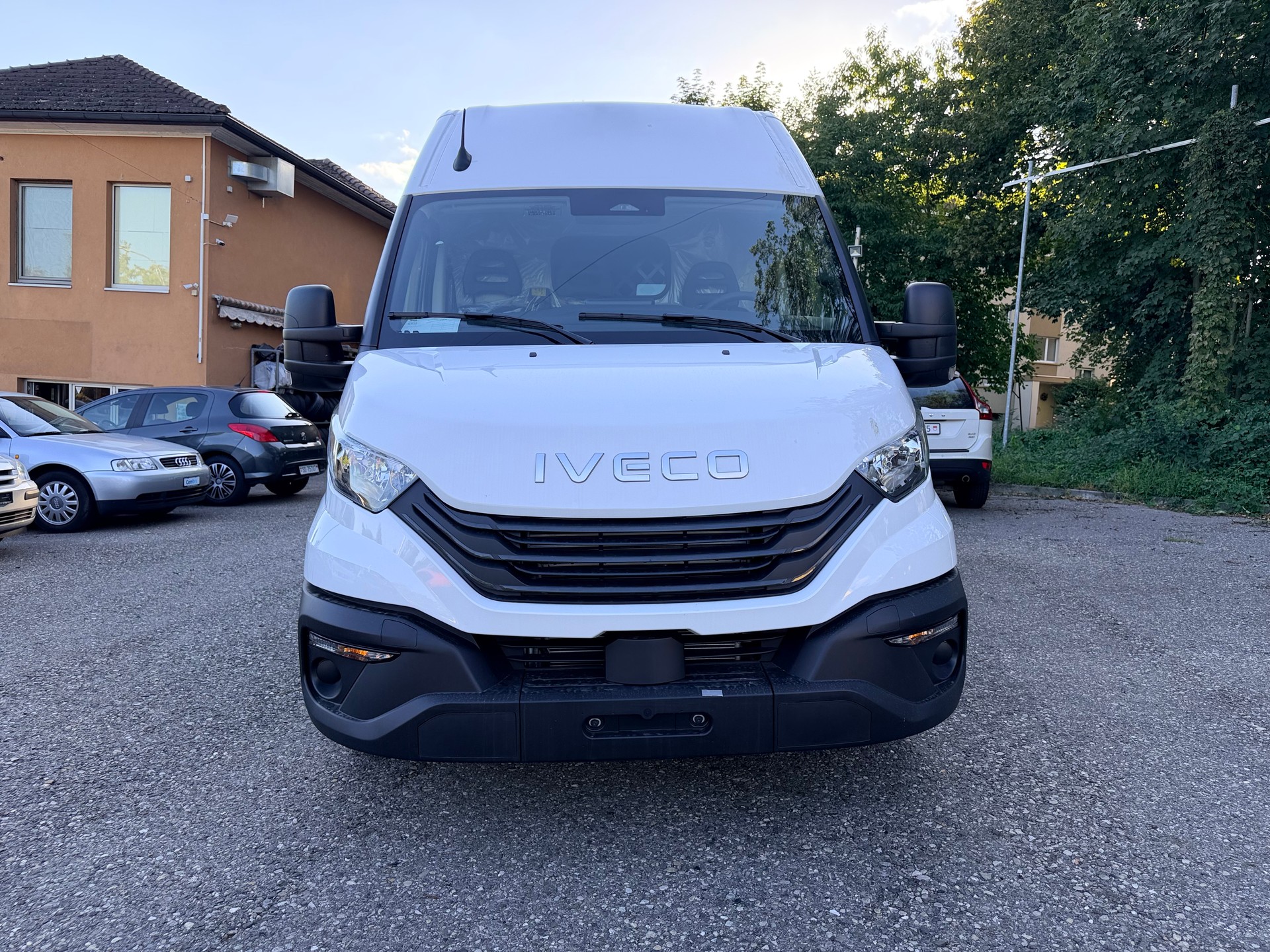 IVECO 35S16V TOP PREIS-image-0