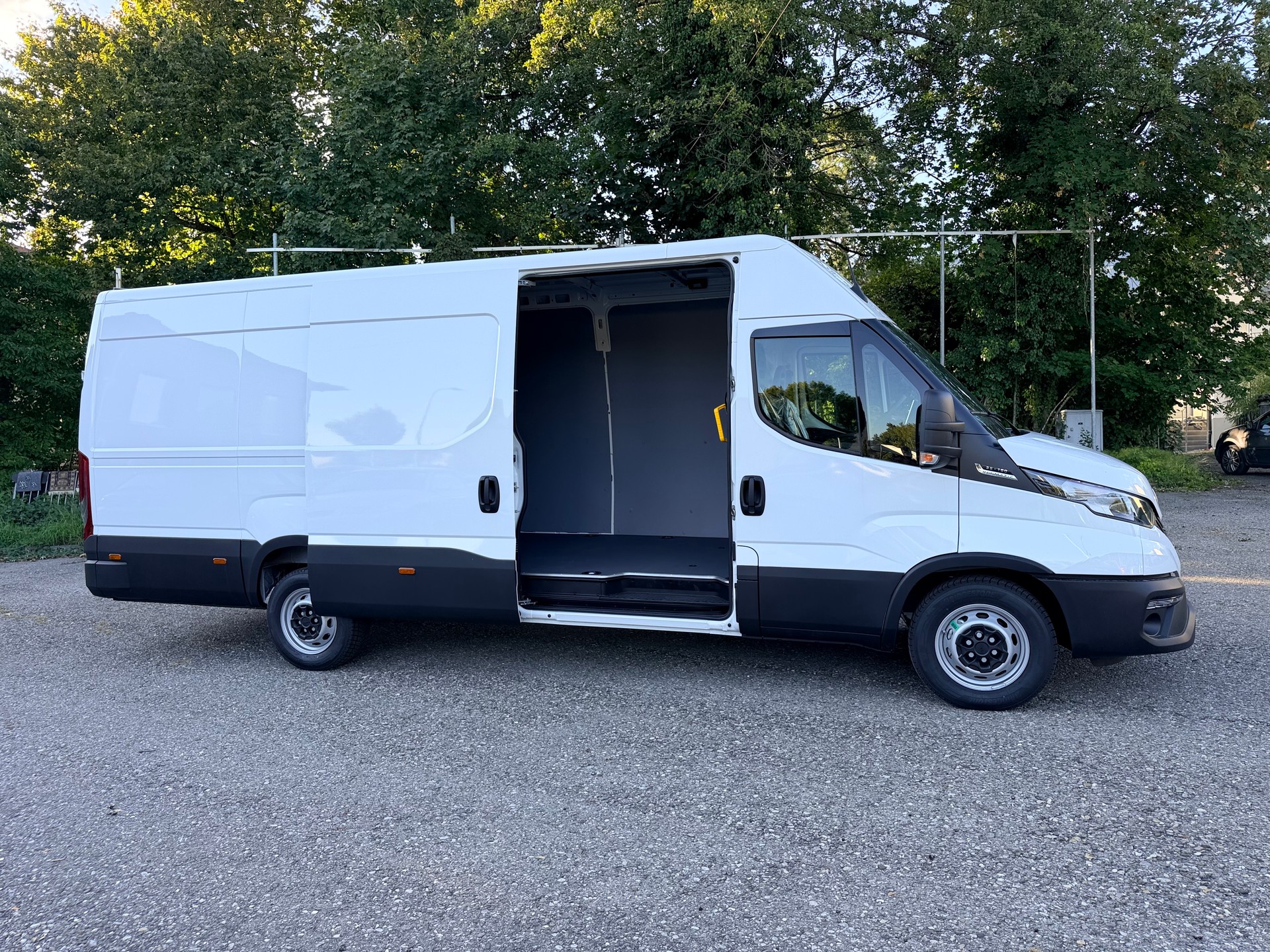 IVECO 35S16V TOP PREIS-image-2