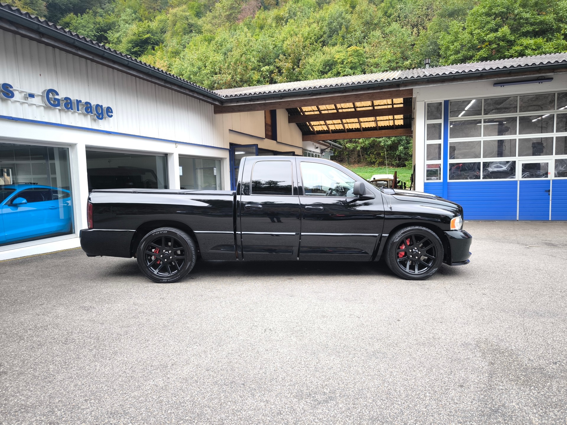 DODGE Ram 1500 SRT-10-image-16