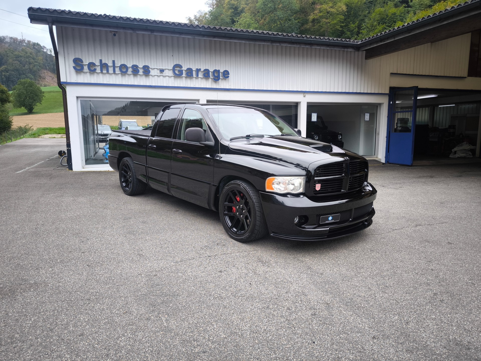 DODGE Ram 1500 SRT-10-image-0