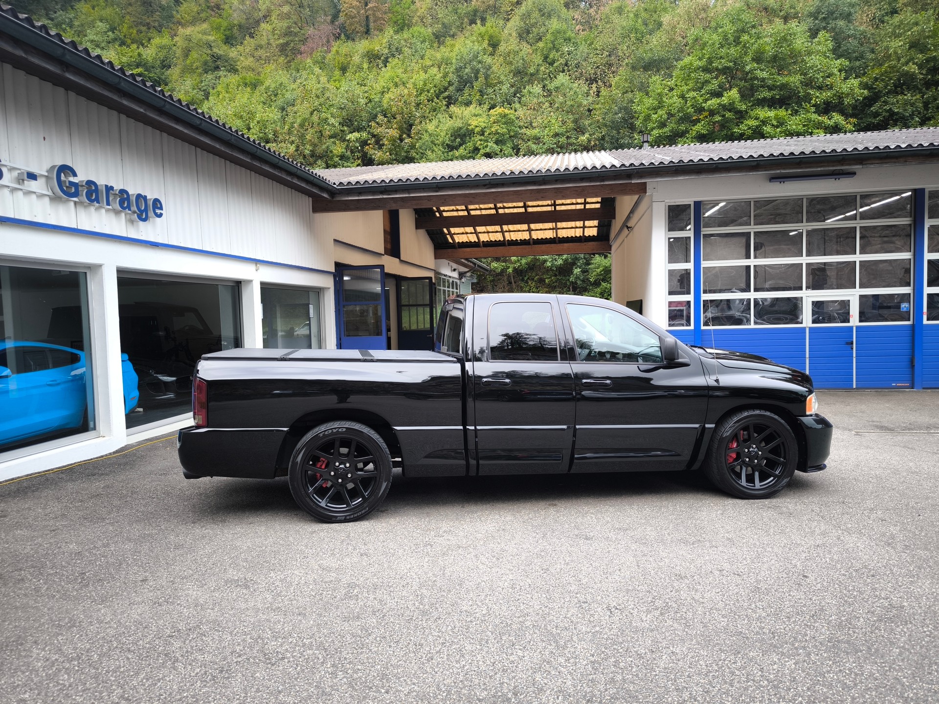 DODGE Ram 1500 SRT-10-image-15