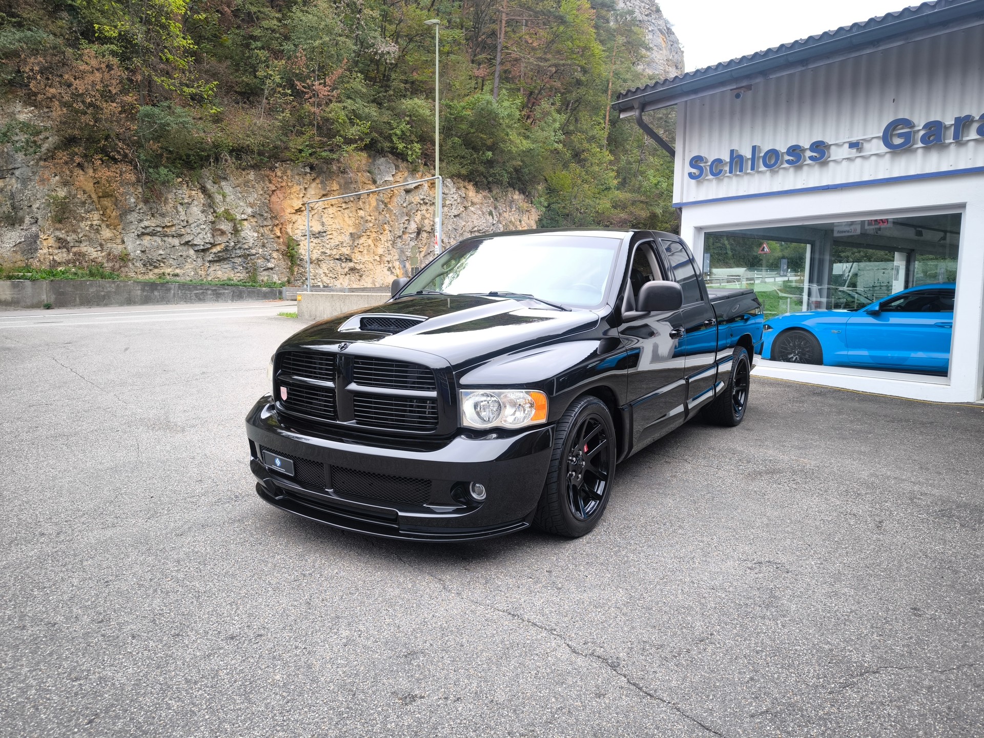 DODGE Ram 1500 SRT-10-image-5
