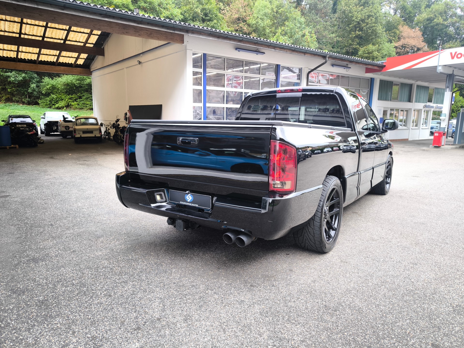 DODGE Ram 1500 SRT-10-image-13