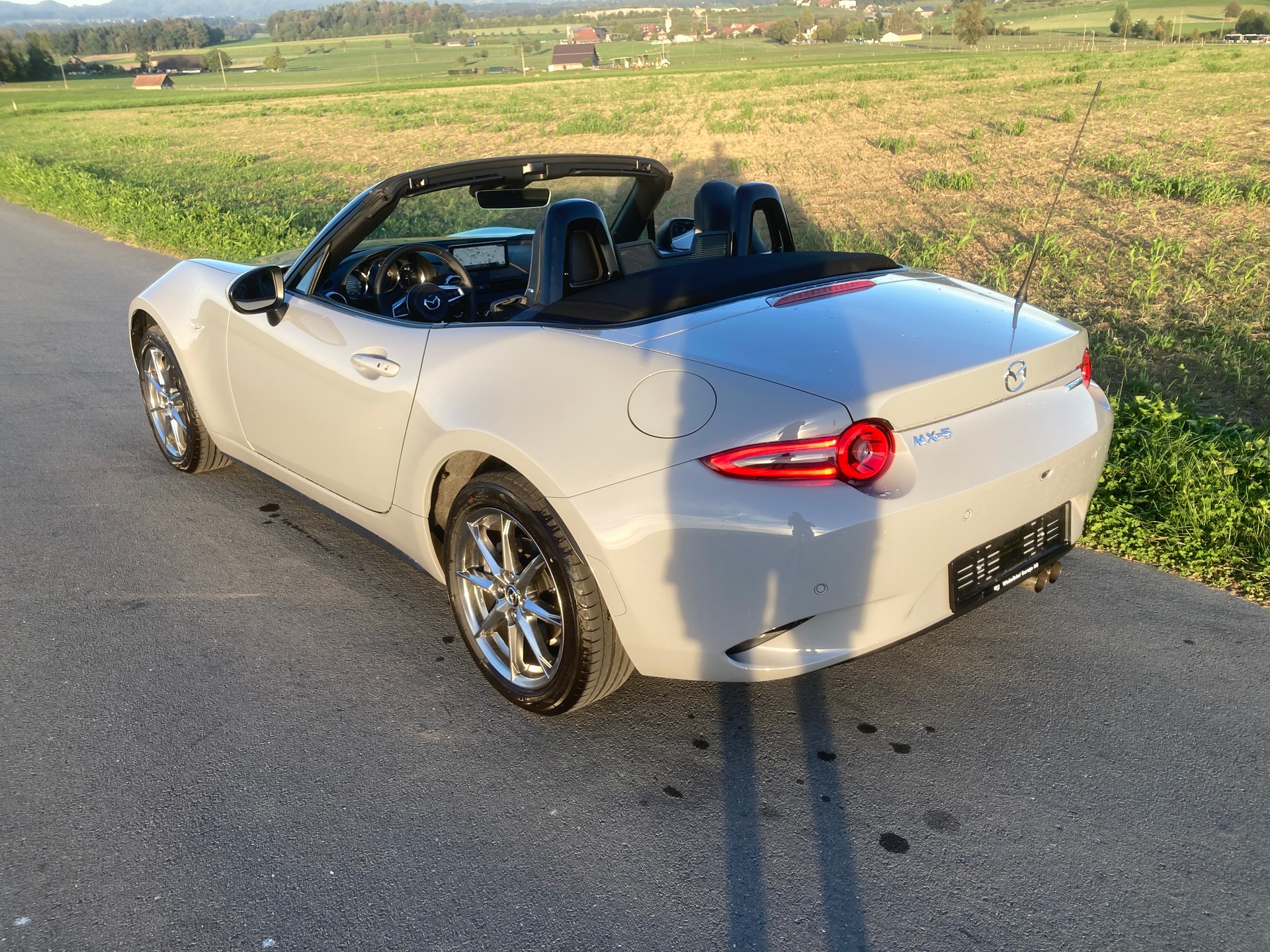 MAZDA MX-5 Skyactiv-G 132 Exclusive-line-image-3