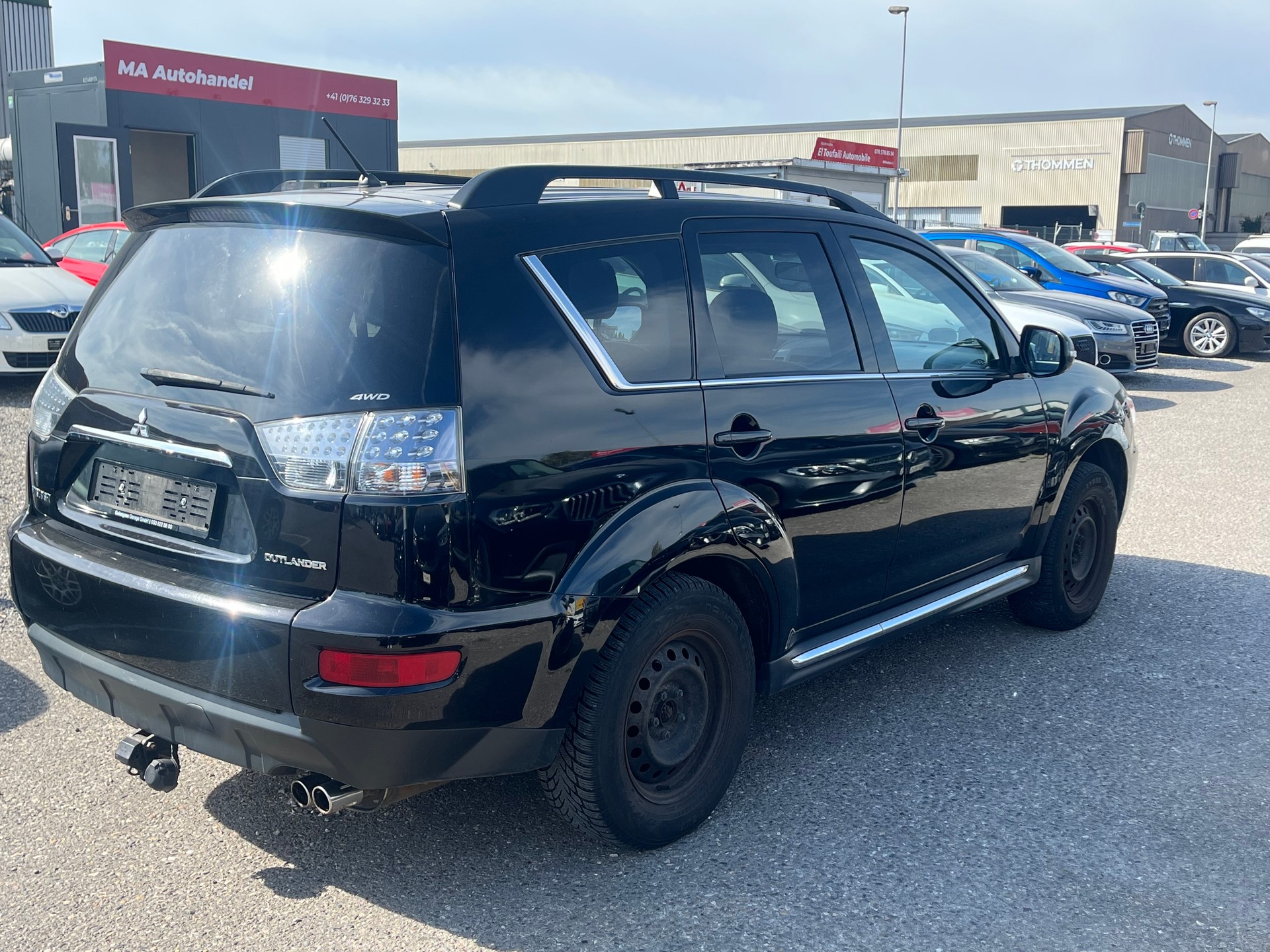 MITSUBISHI Outlander 2.2 DID Invite 4WD-image-2