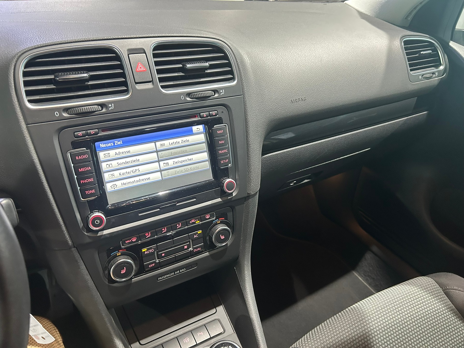 VW Golf 1.4 TSI Team-image-25