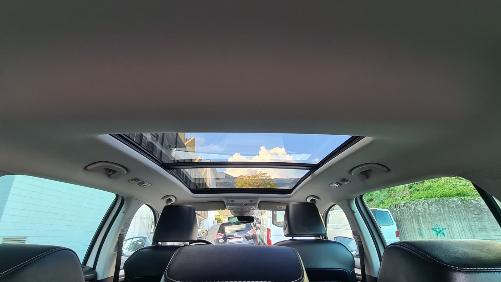SKODA Kodiaq 2.0 TDI CR Ambition 4x4 DSG ** Teil-Leder ** Gr-Navi ** RF-Kamera ** Panorama-Glasdach ** Anh-Kupplung ** Ab MFK **-image-19