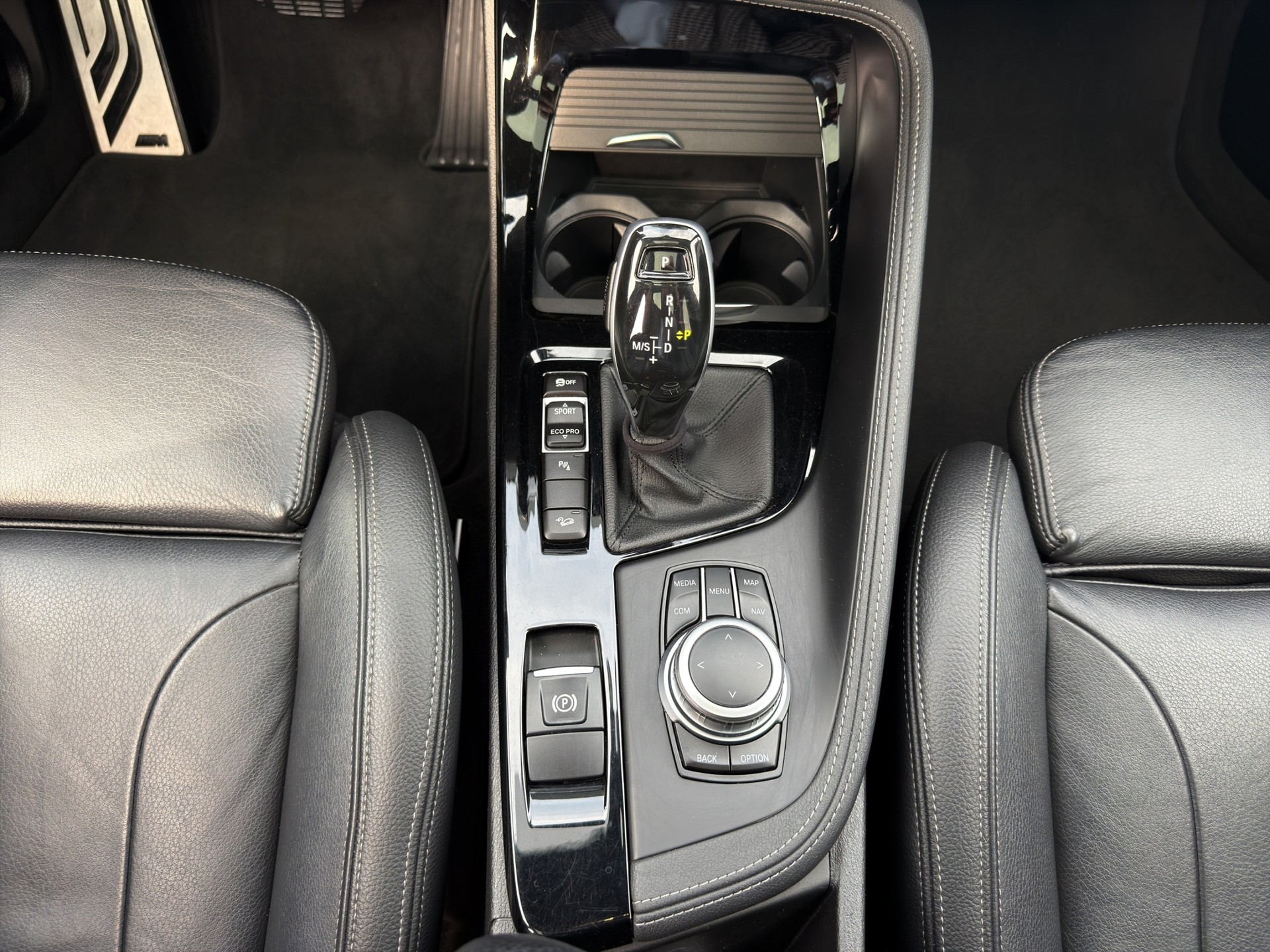BMW X1 xDrive 20d M Sport Steptronic-image-12