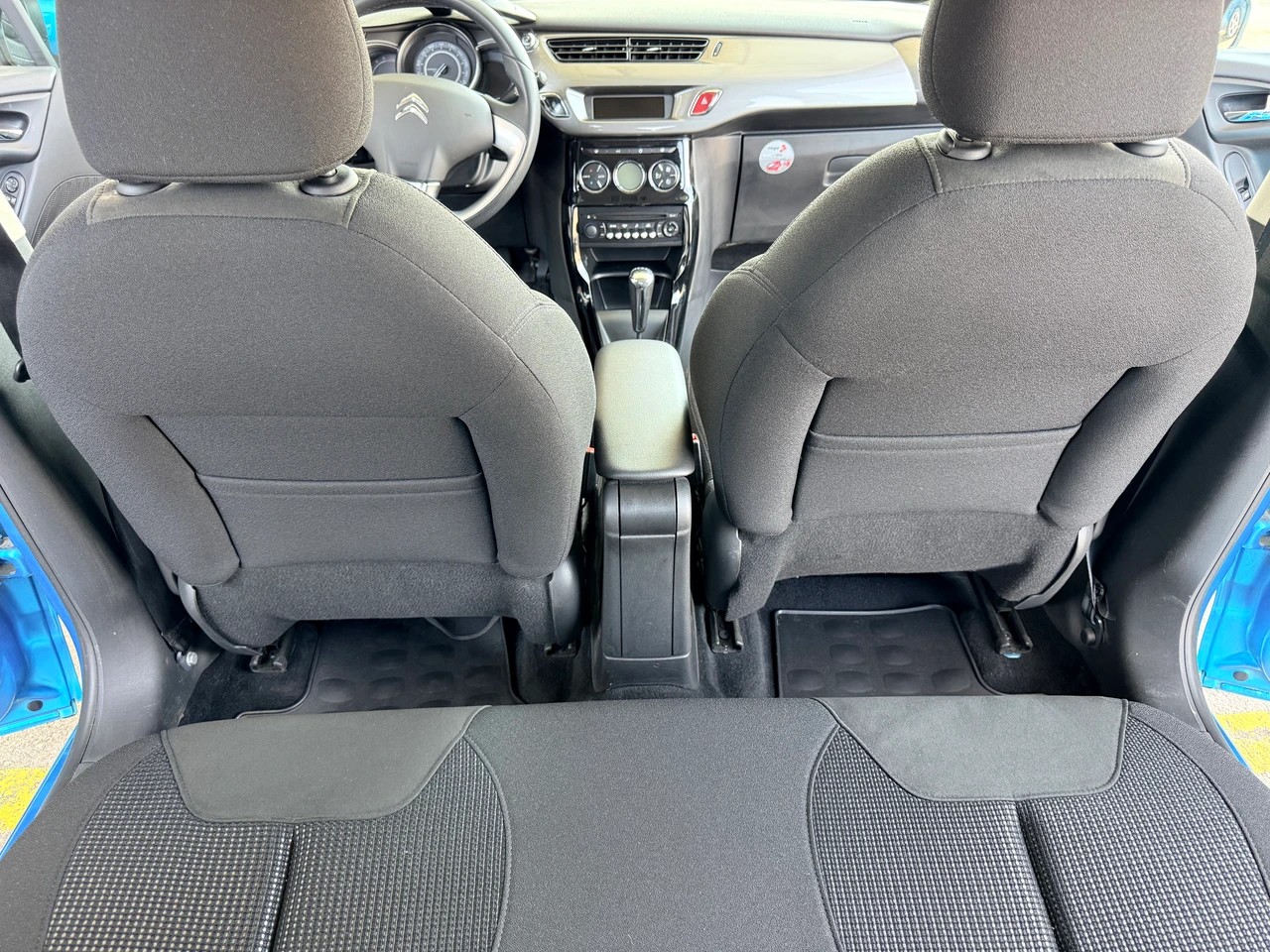 CITROEN C3 1.6i 16V Exclusive Automatic-image-13