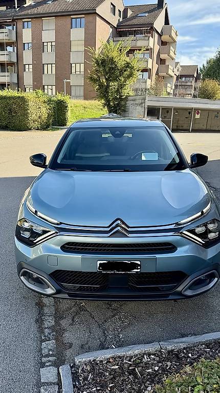 CITROEN C4 1.5 BlueHDi Shine EAT8-image-1